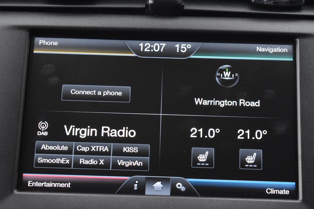 Ford Mondeo view 61