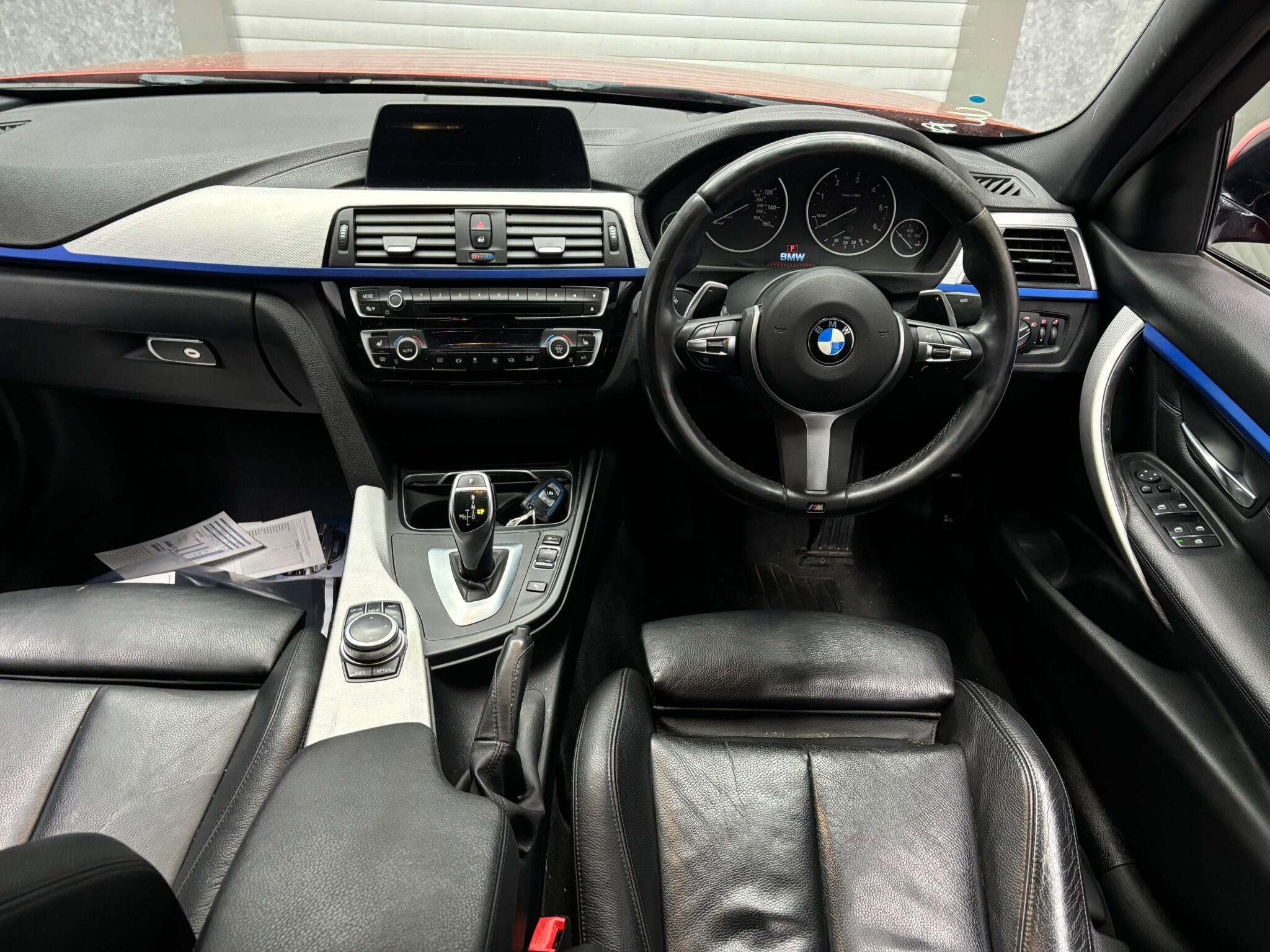 BMW 3 Series view 9