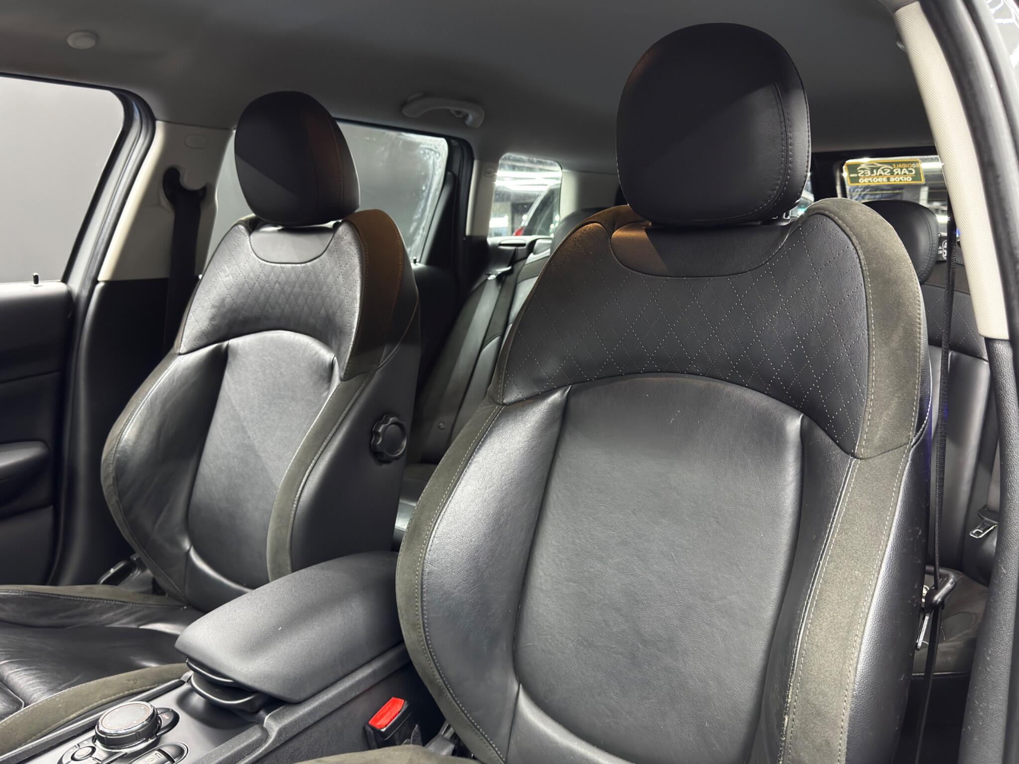 Mini Clubman view 14