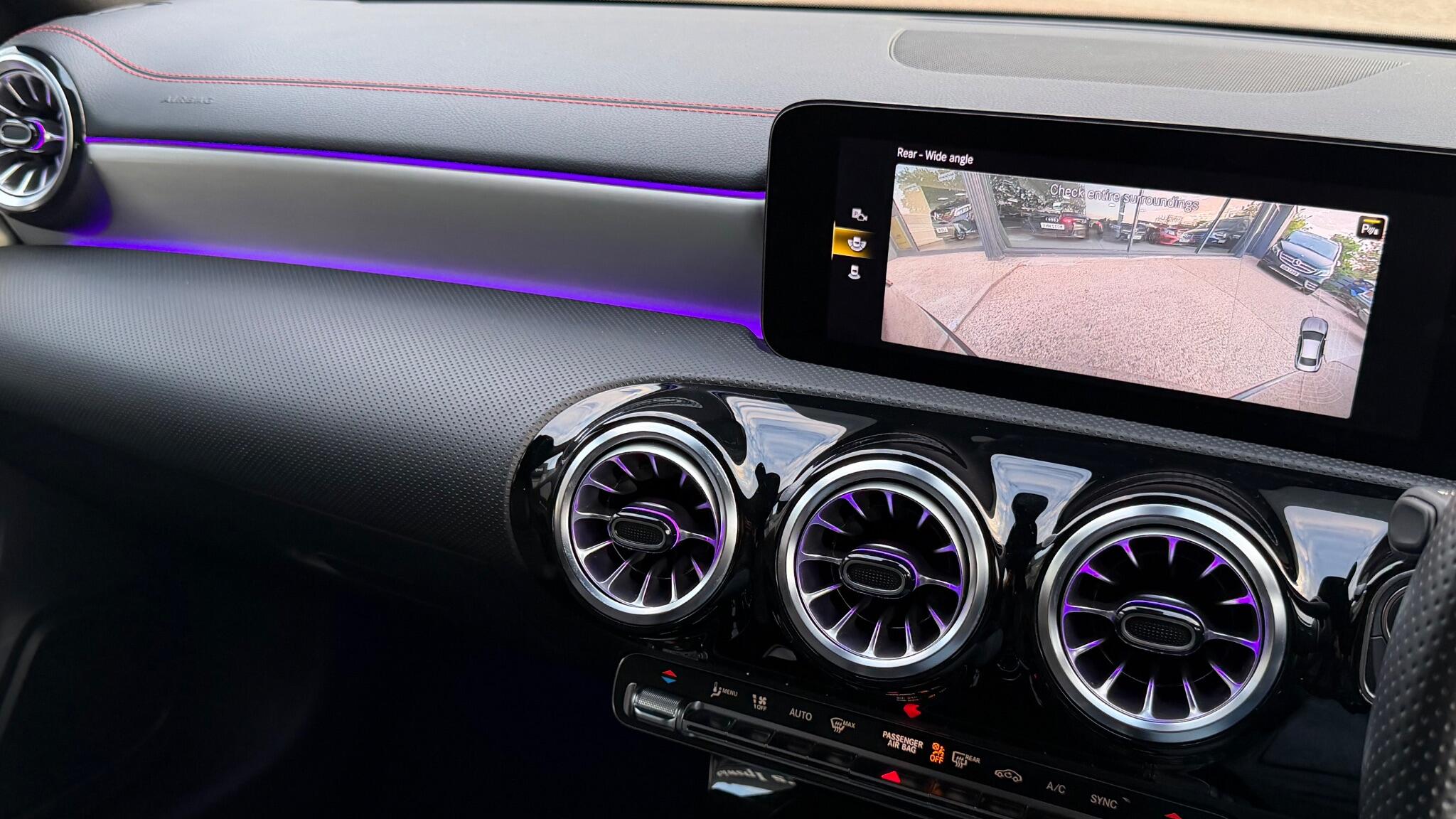 Mercedes-Benz Cla view 21