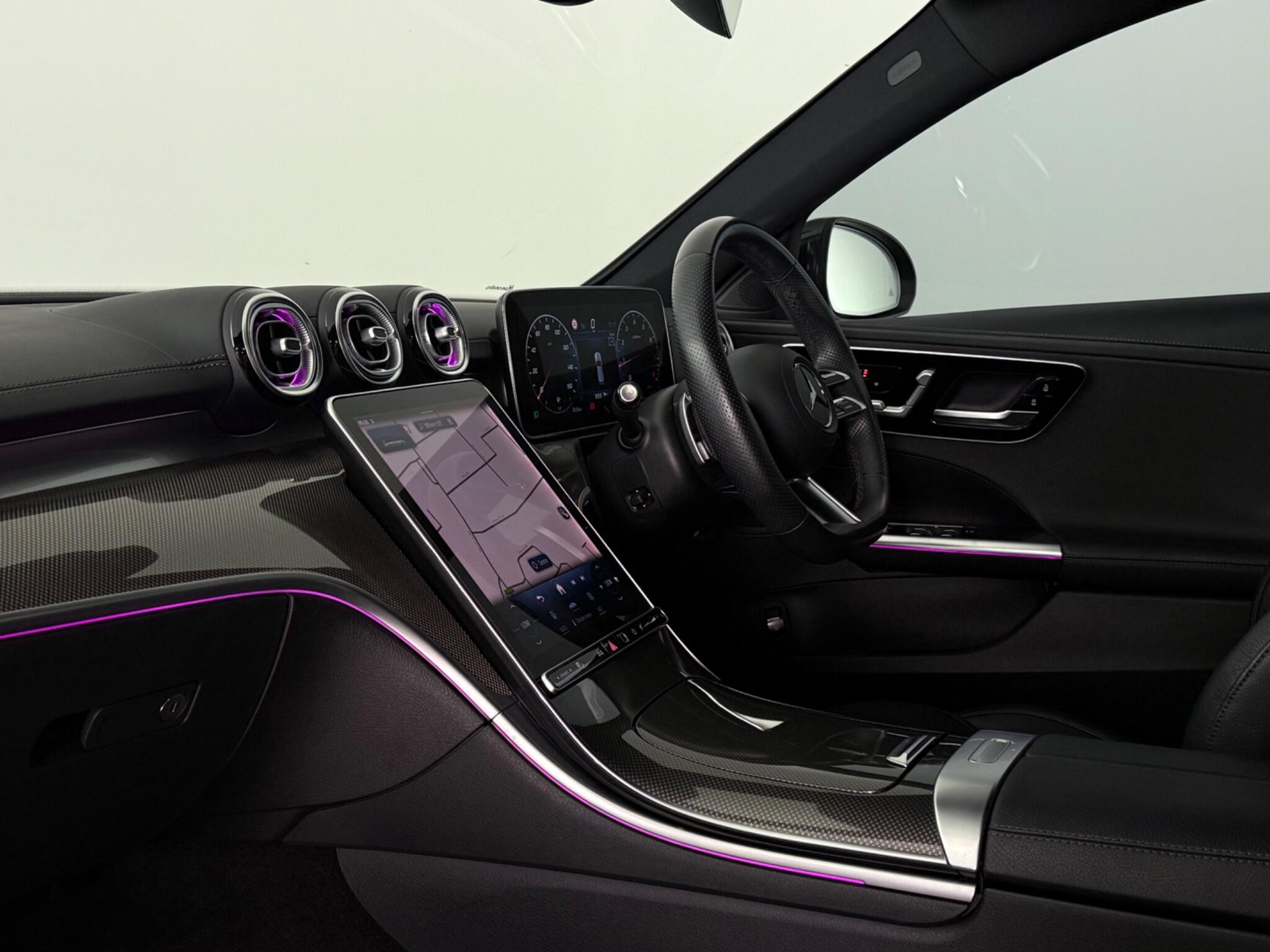 Mercedes-Benz C-Class view 13