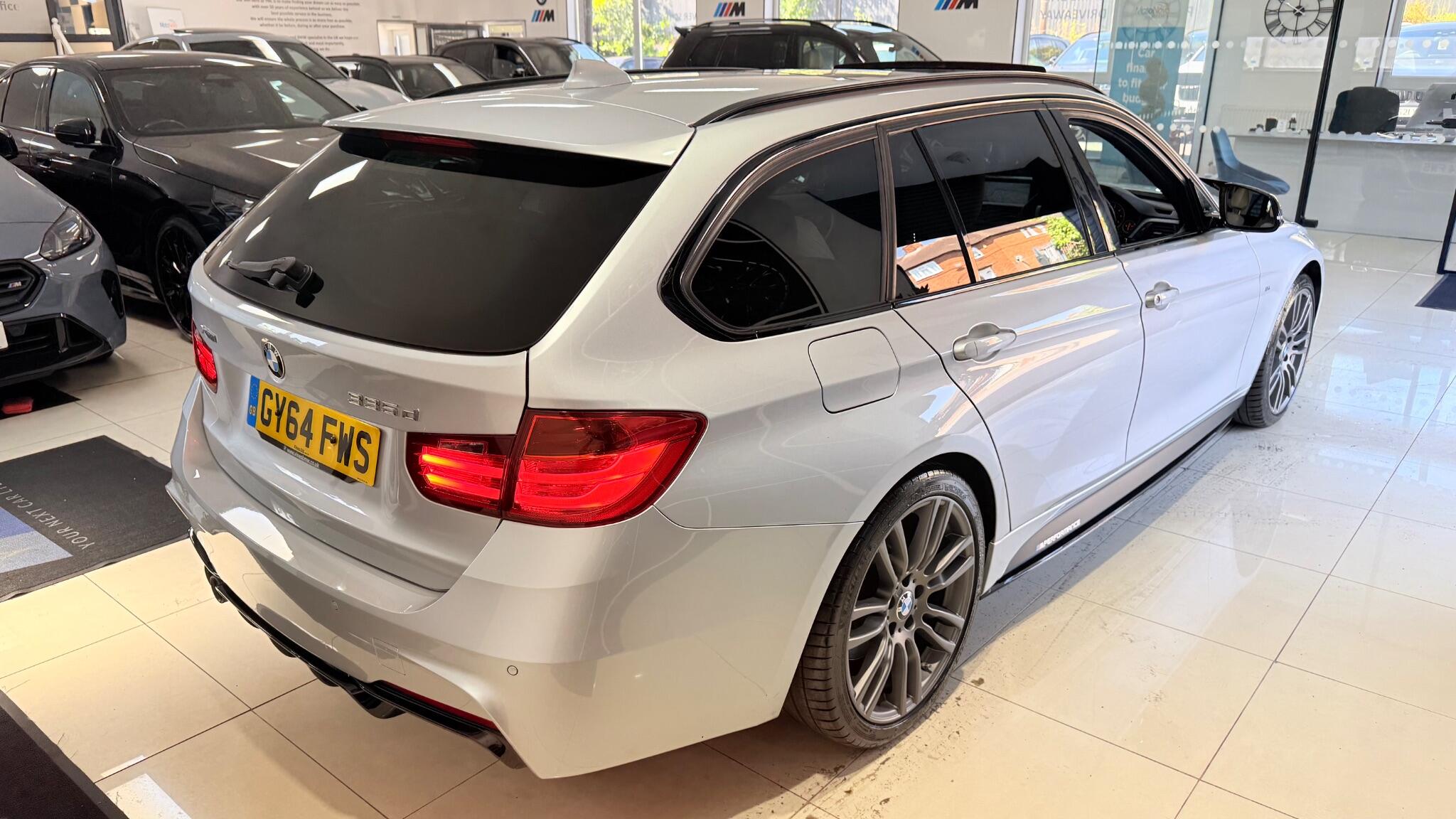 BMW 3 Series view 15