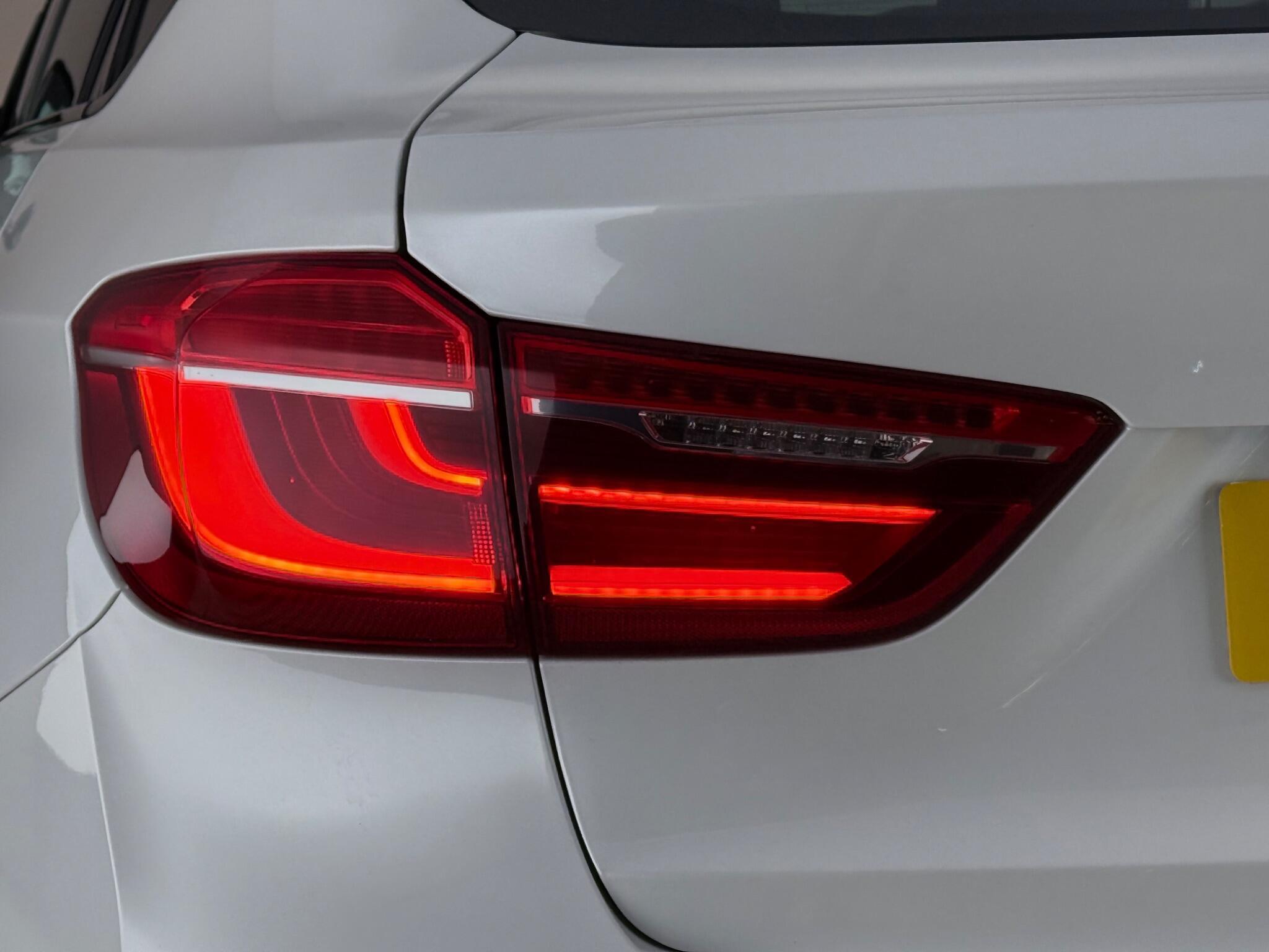 BMW X6 view 10