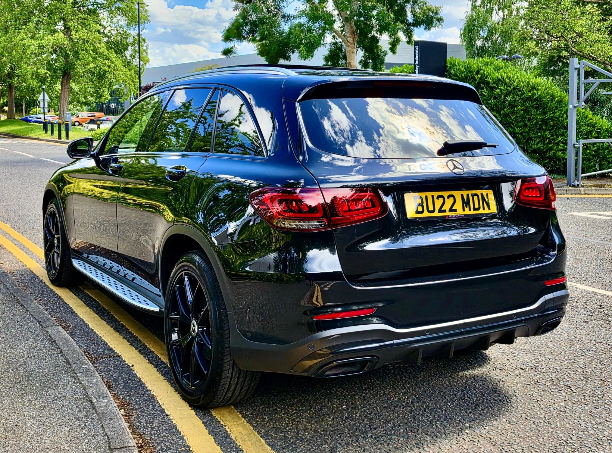 Mercedes-Benz GLC view 23