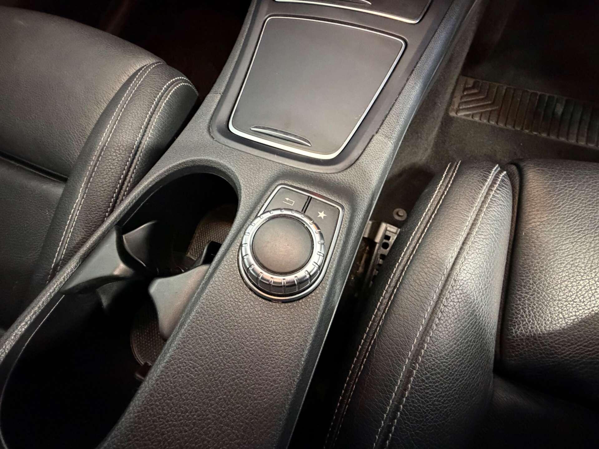 Mercedes-Benz B-Class view 33