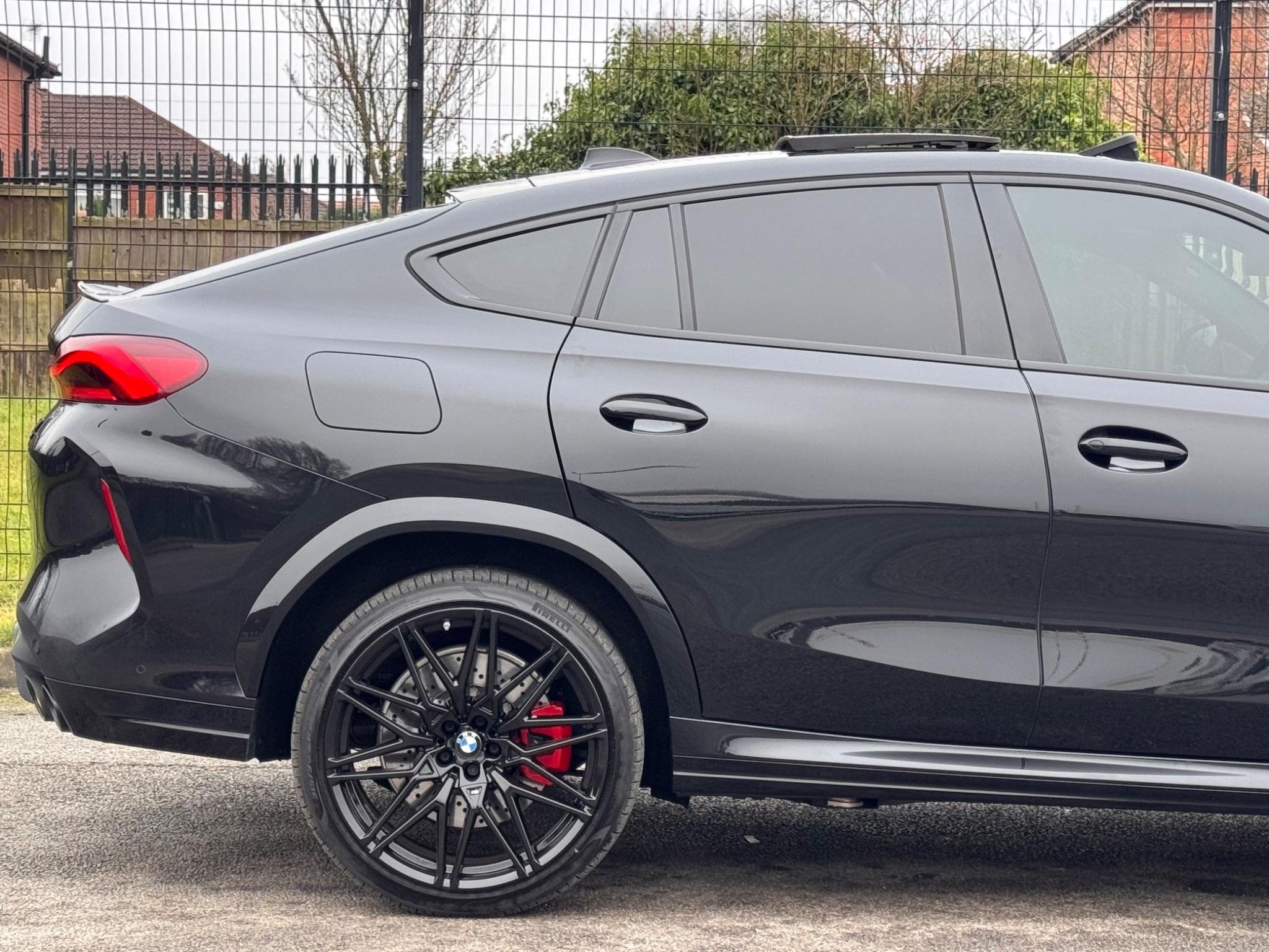 BMW X6 M view 37