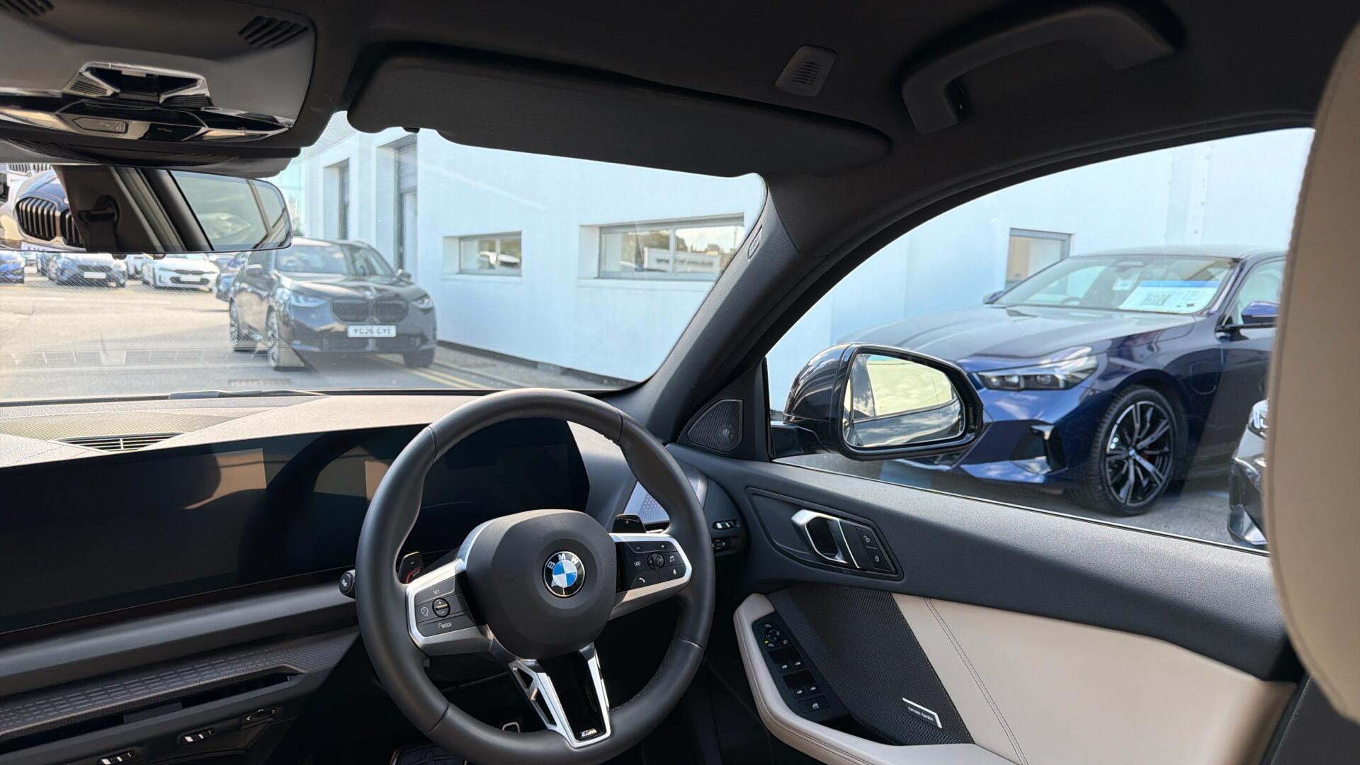 BMW 1 Series view 40