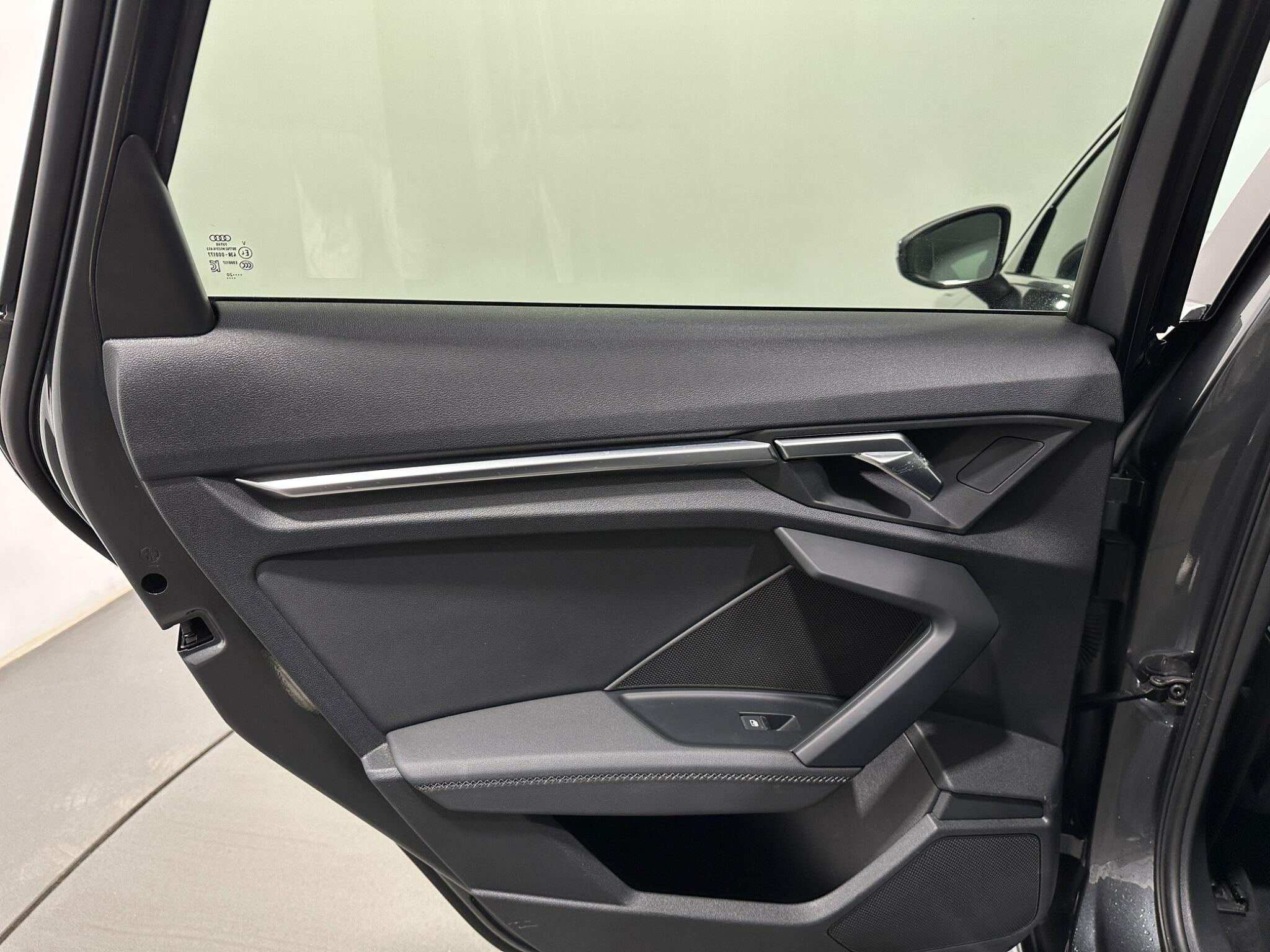 Audi A3 view 37