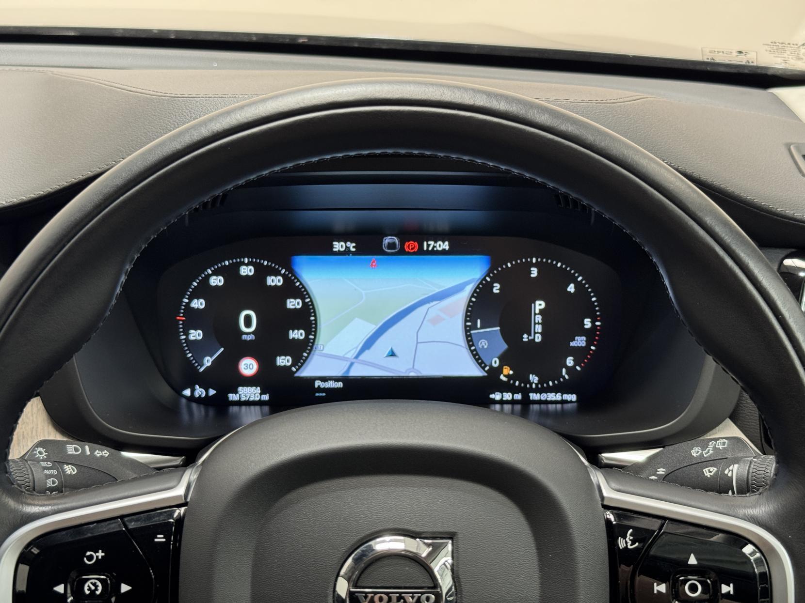 Volvo XC60 view 33