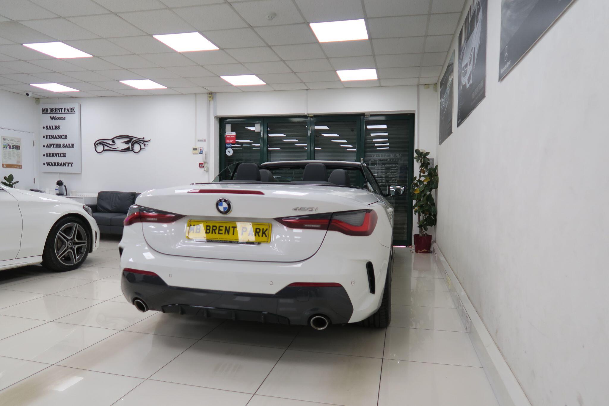 BMW 4 Series view 8