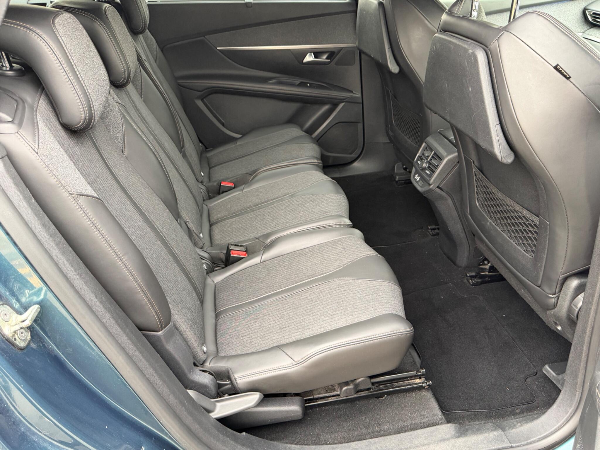 Peugeot 5008 view 29