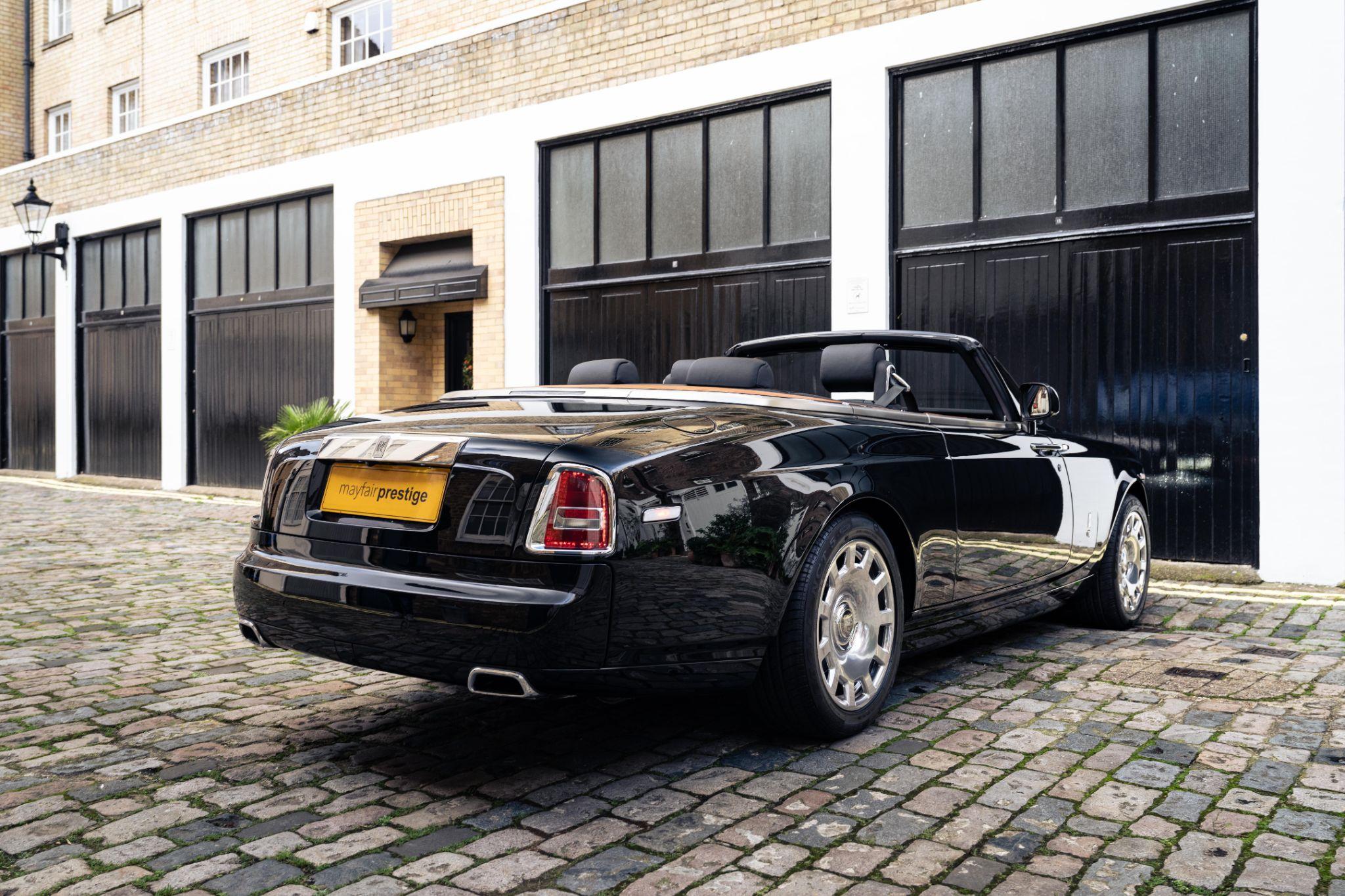 Rolls-Royce Phantom view 24