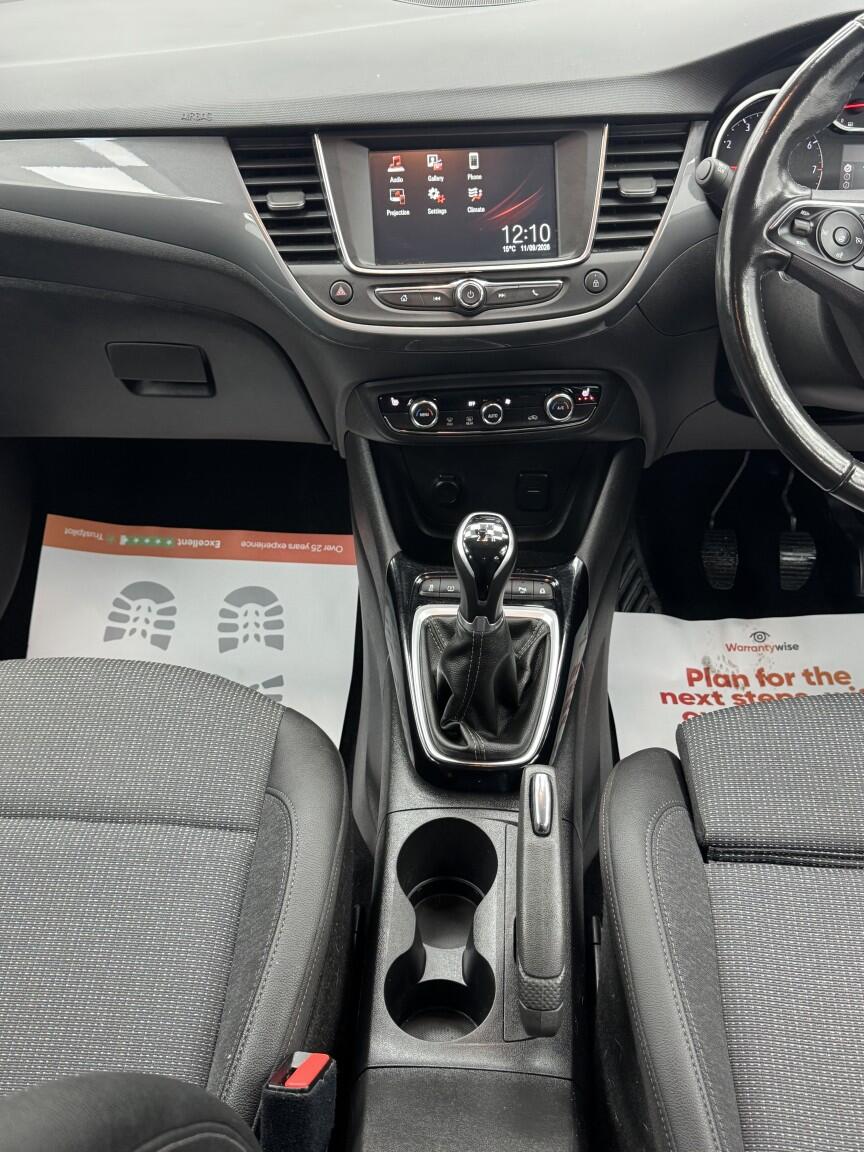 Vauxhall Crossland view 16