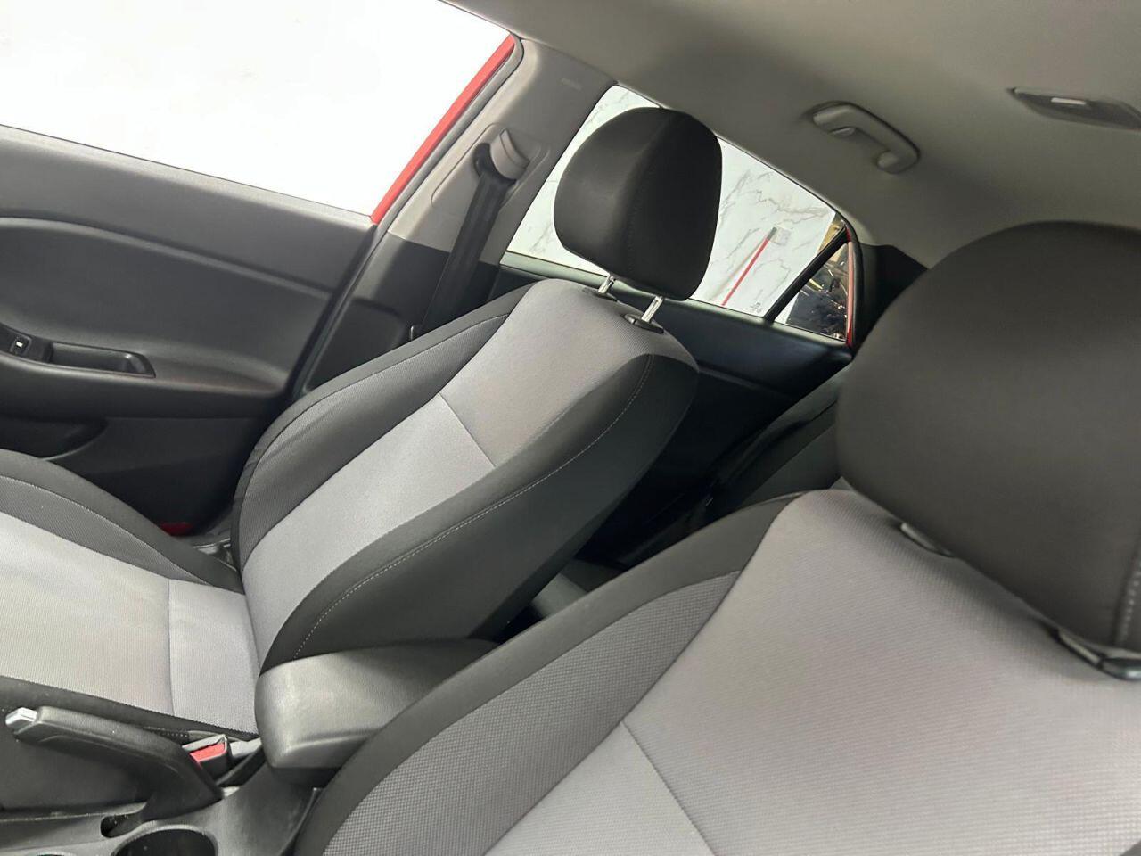 Hyundai I20 view 13