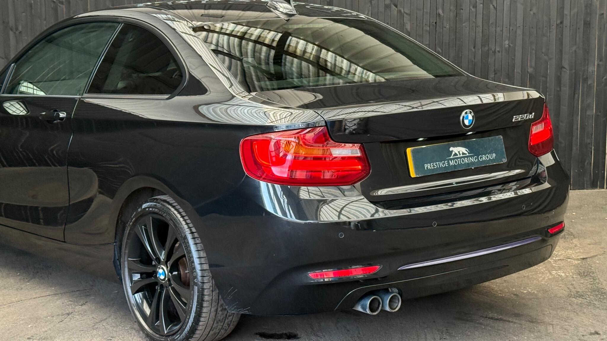 BMW 2 Series view 19
