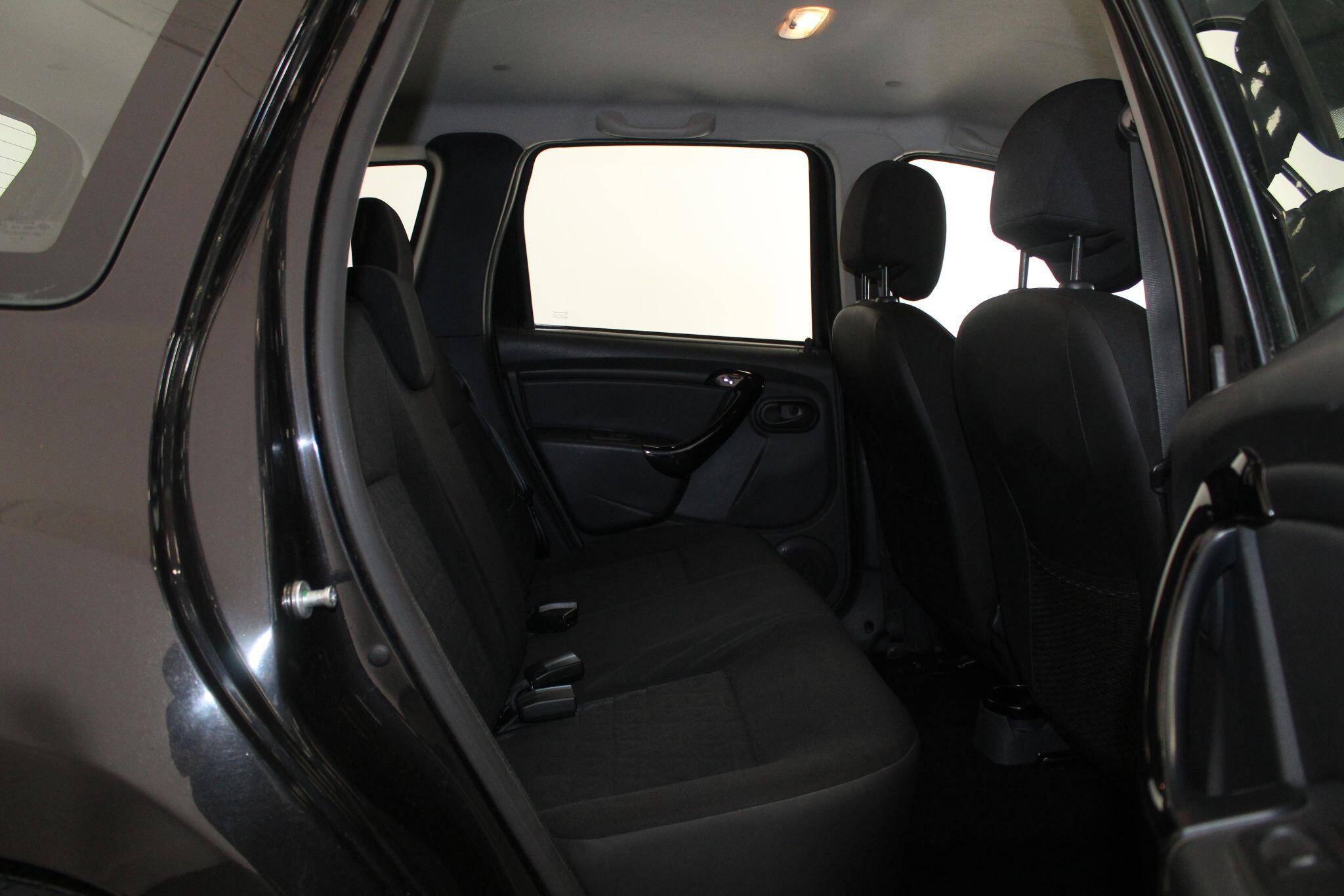 Dacia Duster view 49