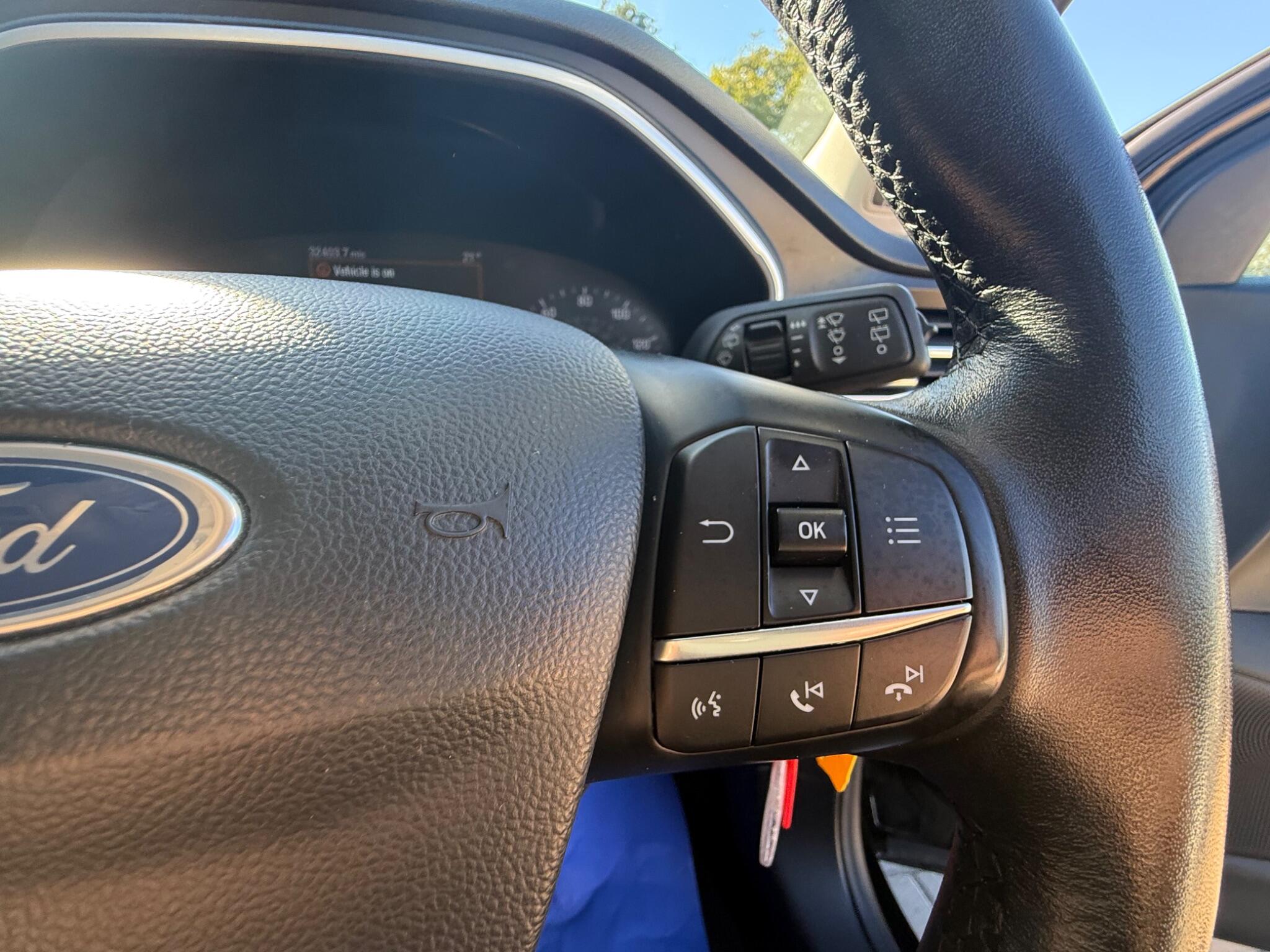 Ford Focus view 27
