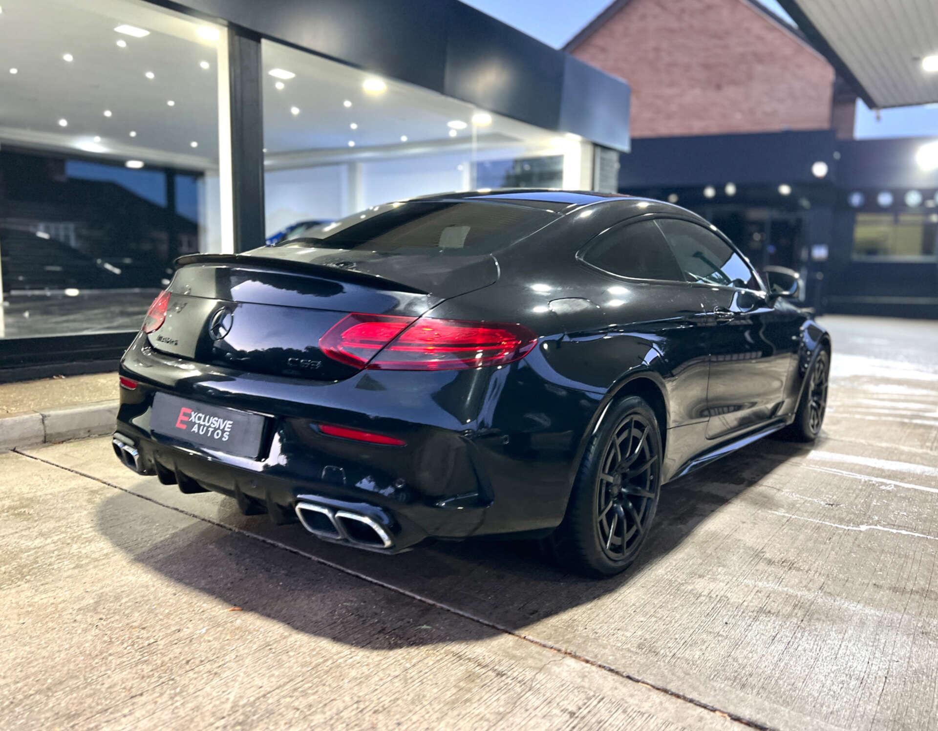 Mercedes-Benz C Class view 26