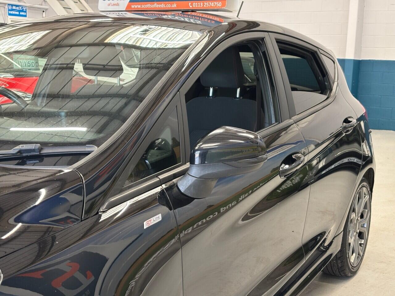 Ford Fiesta view 43