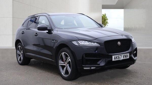 Jaguar F-Pace view 4