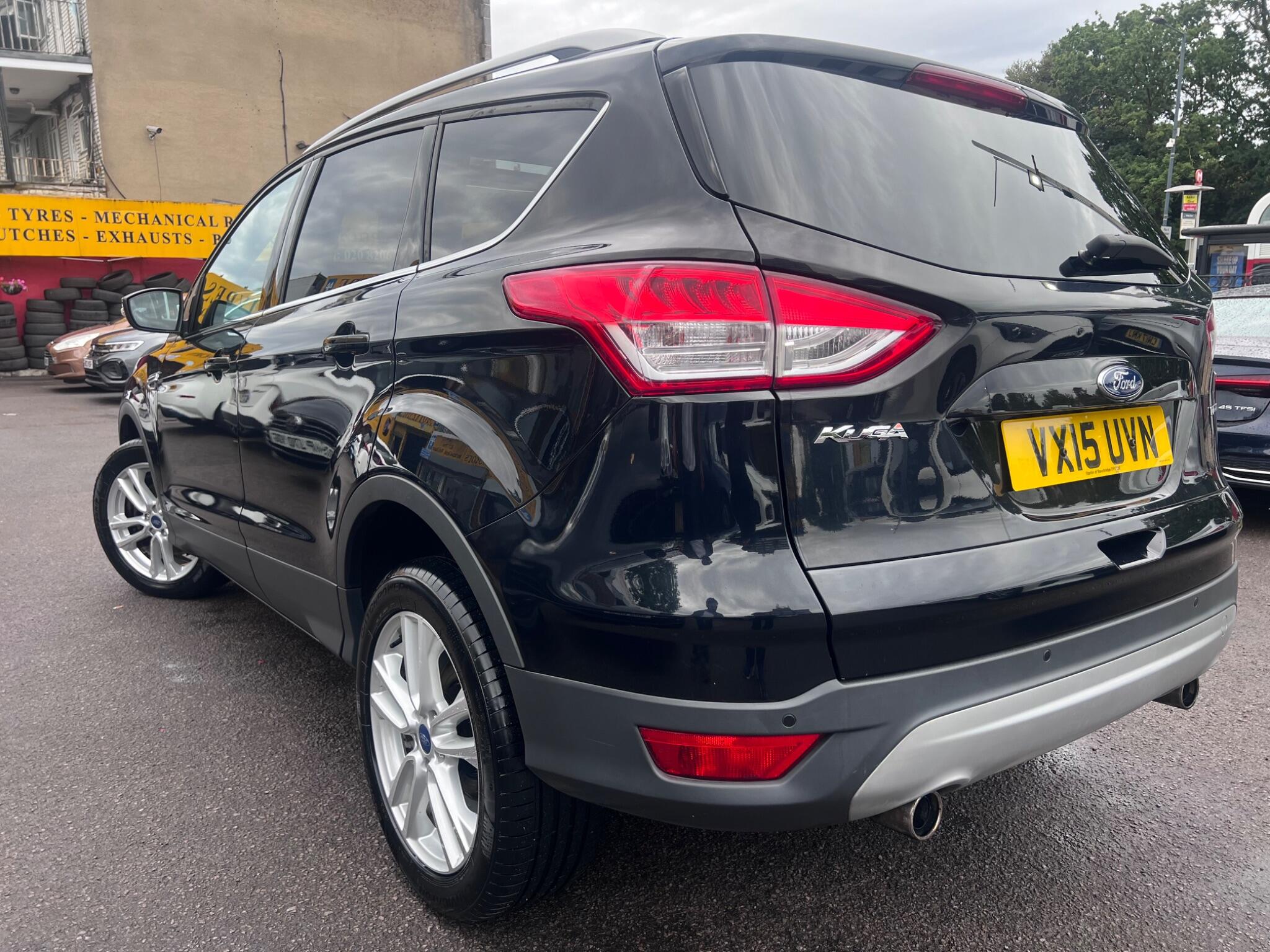 Ford Kuga view 10