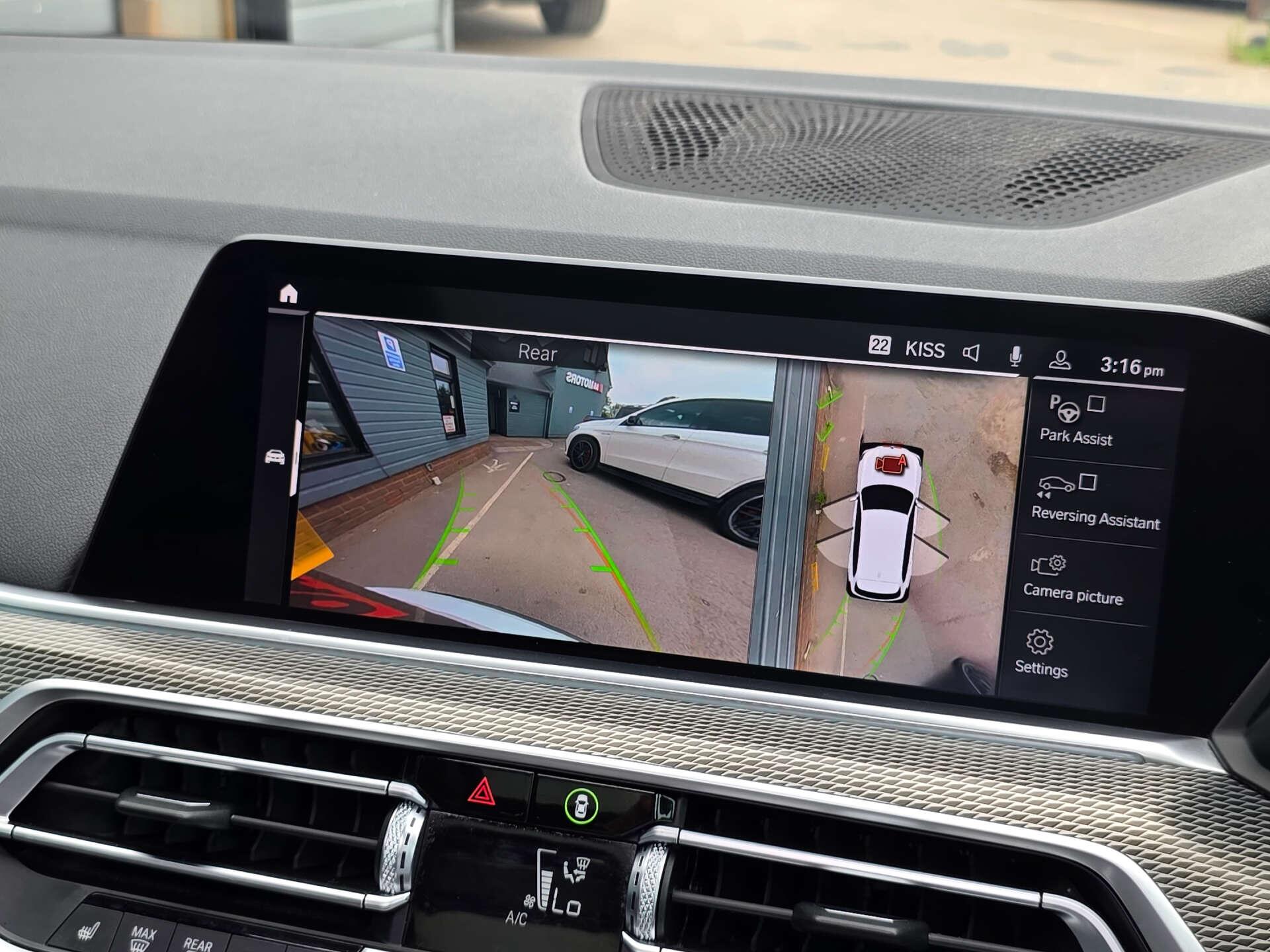 BMW X5 view 37