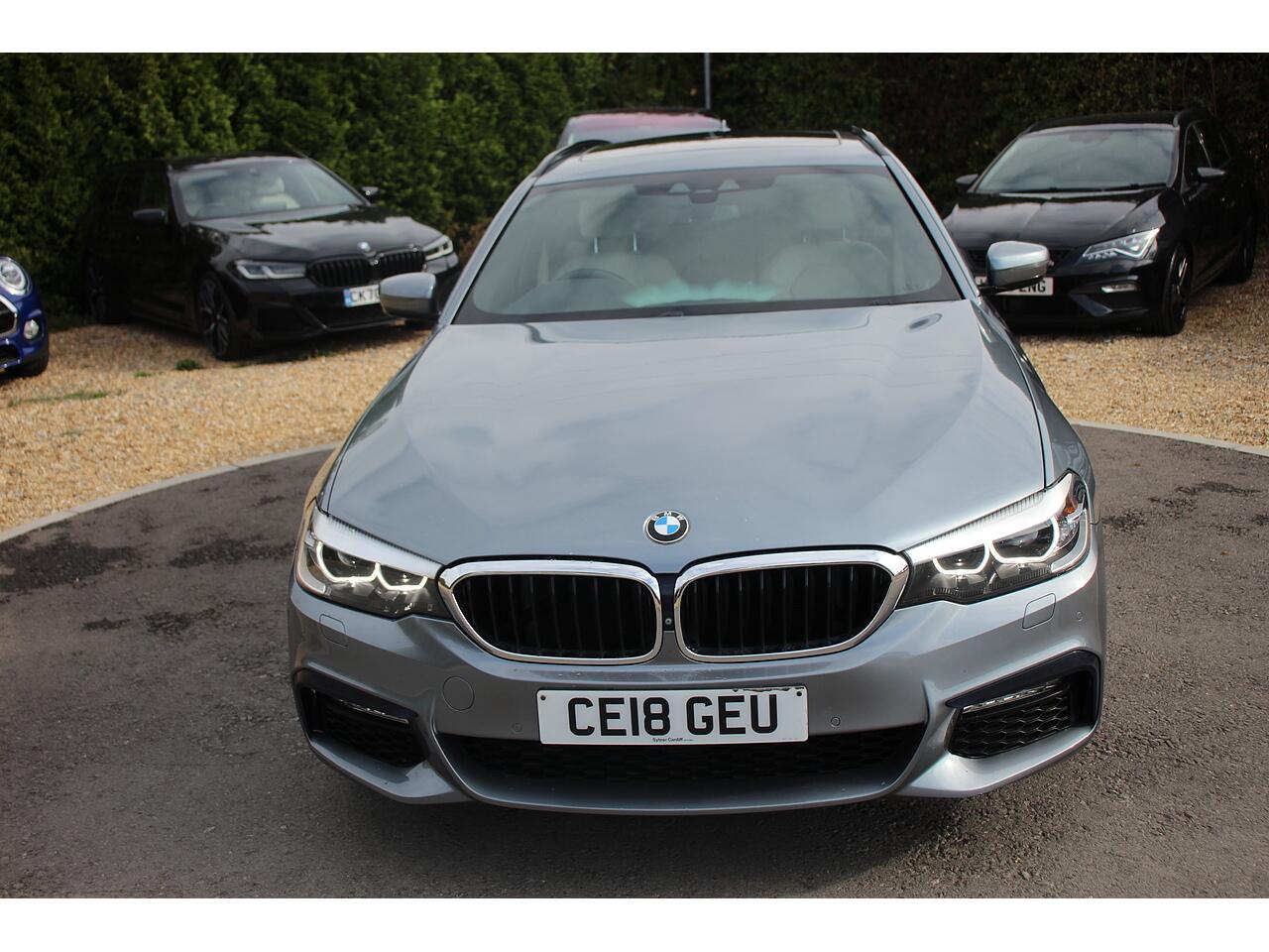 BMW 5 Series view 3
