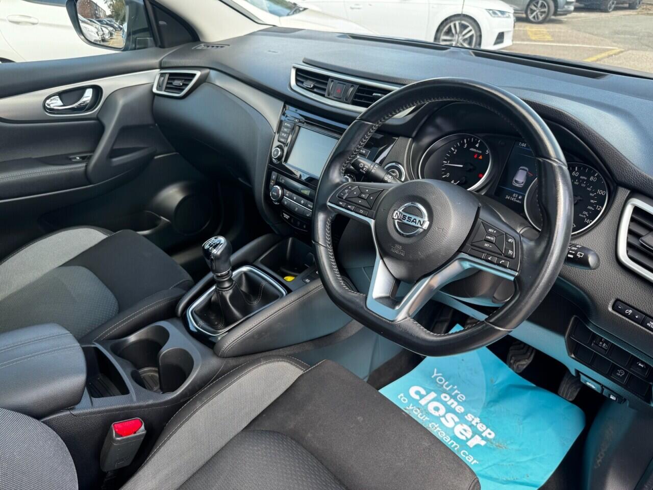 Nissan Qashqai view 33