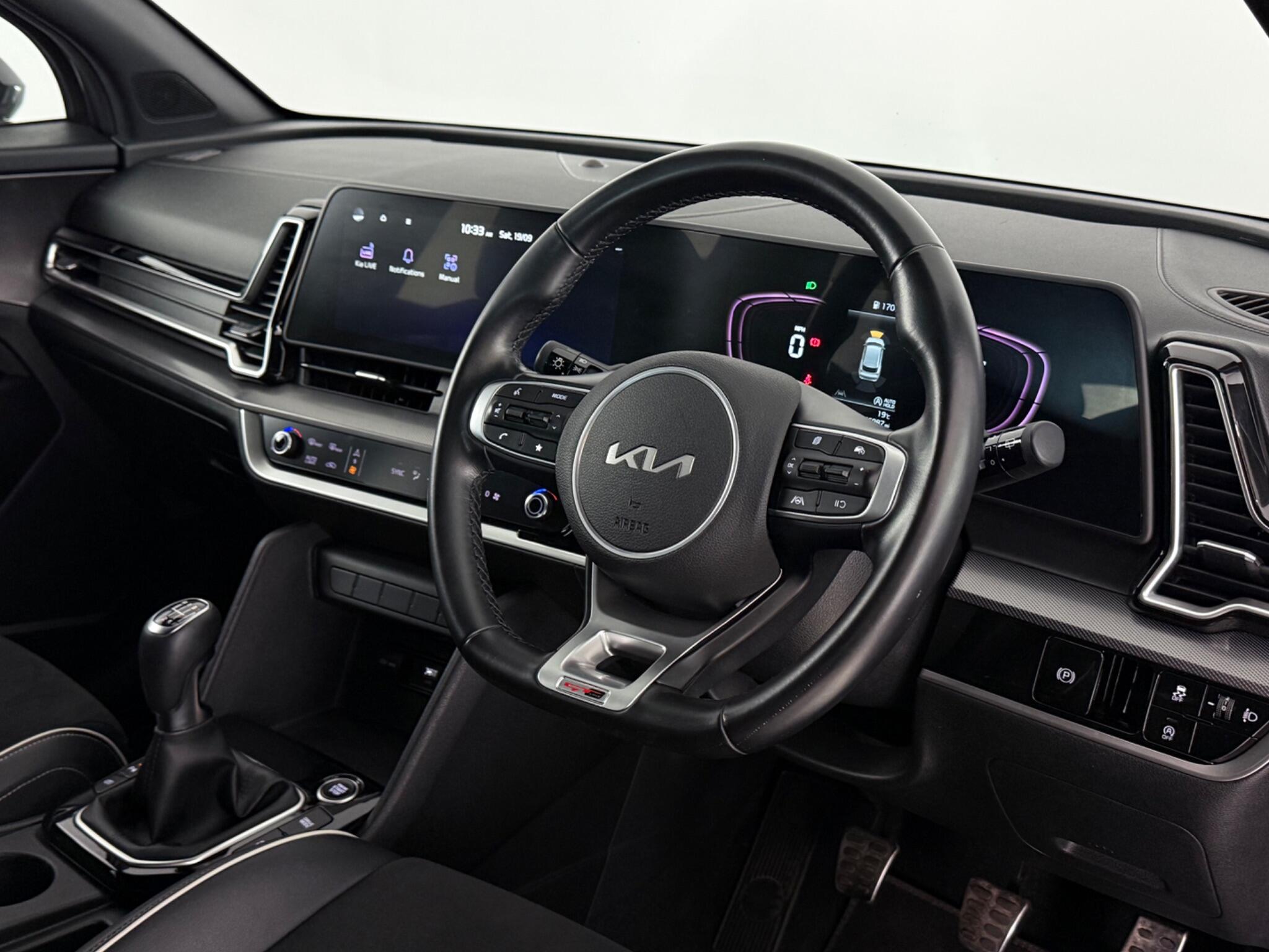 Kia Sportage view 3