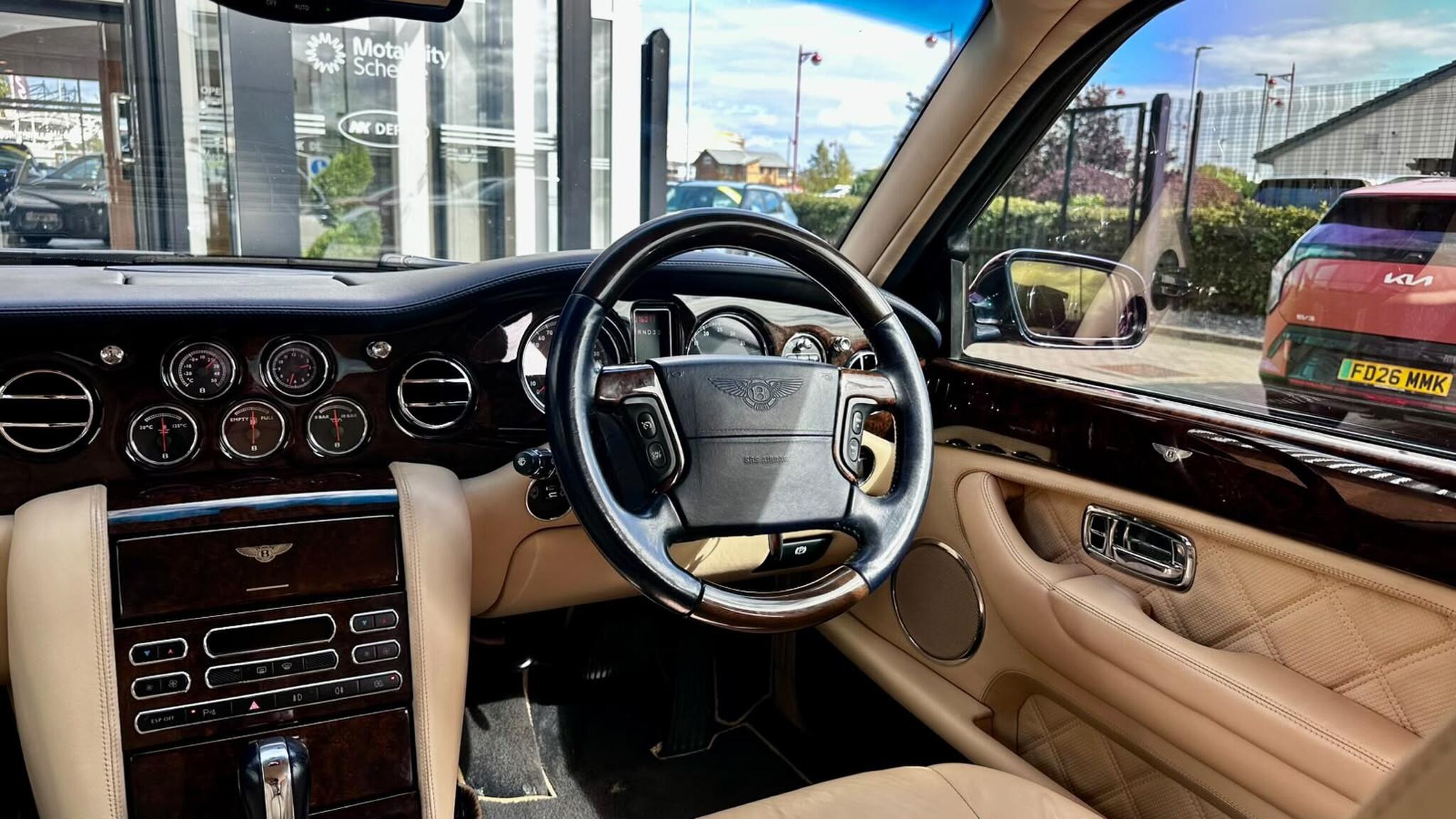 Bentley Arnage view 36