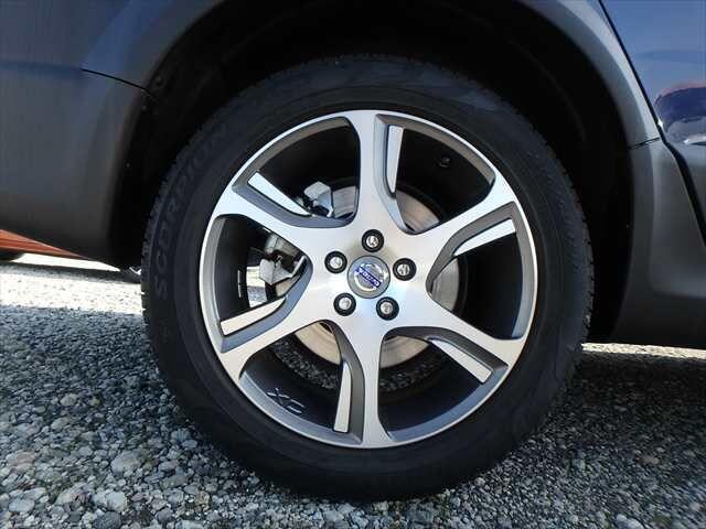 Volvo XC70 view 30