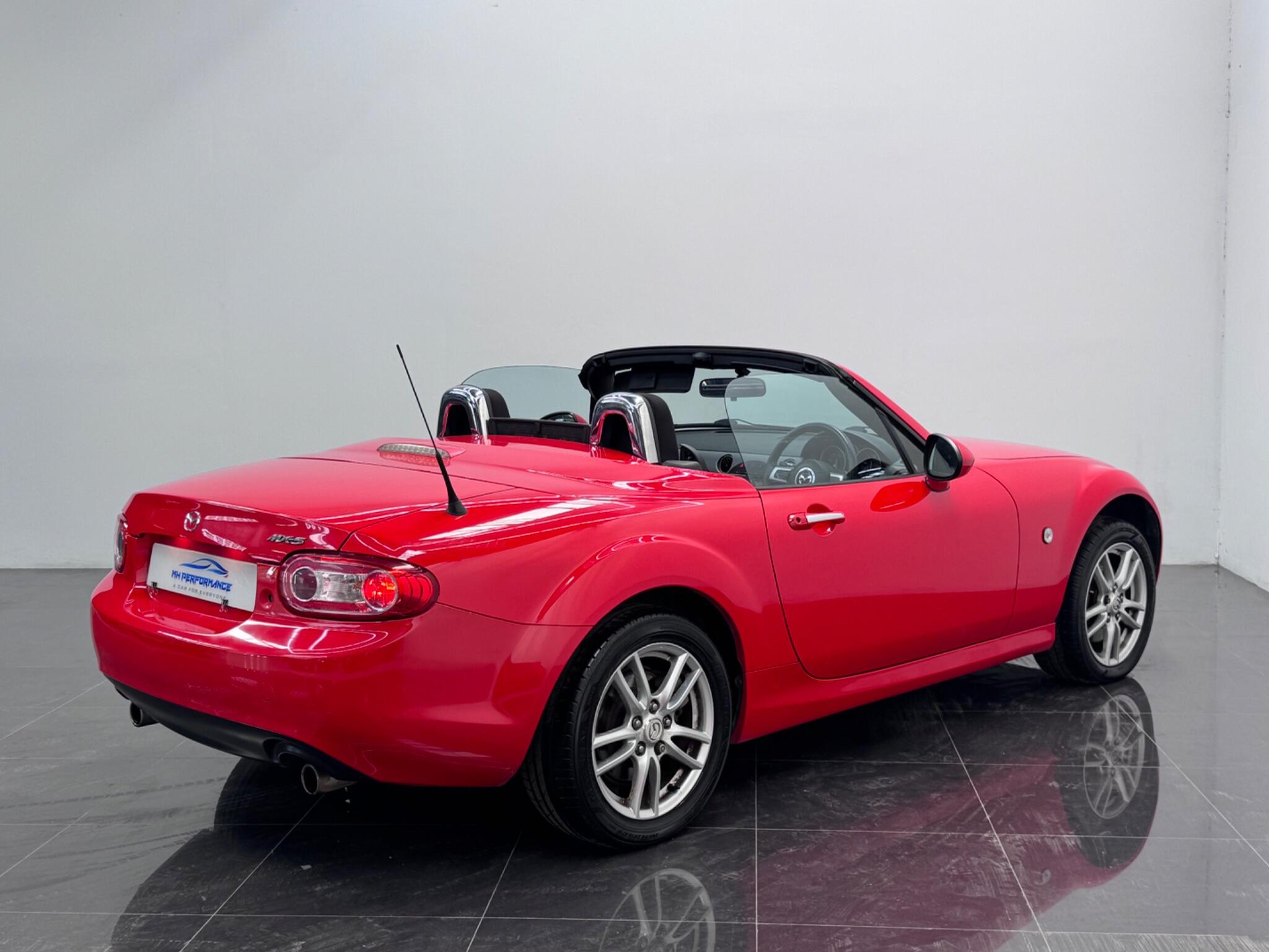 Mazda MX-5 view 37