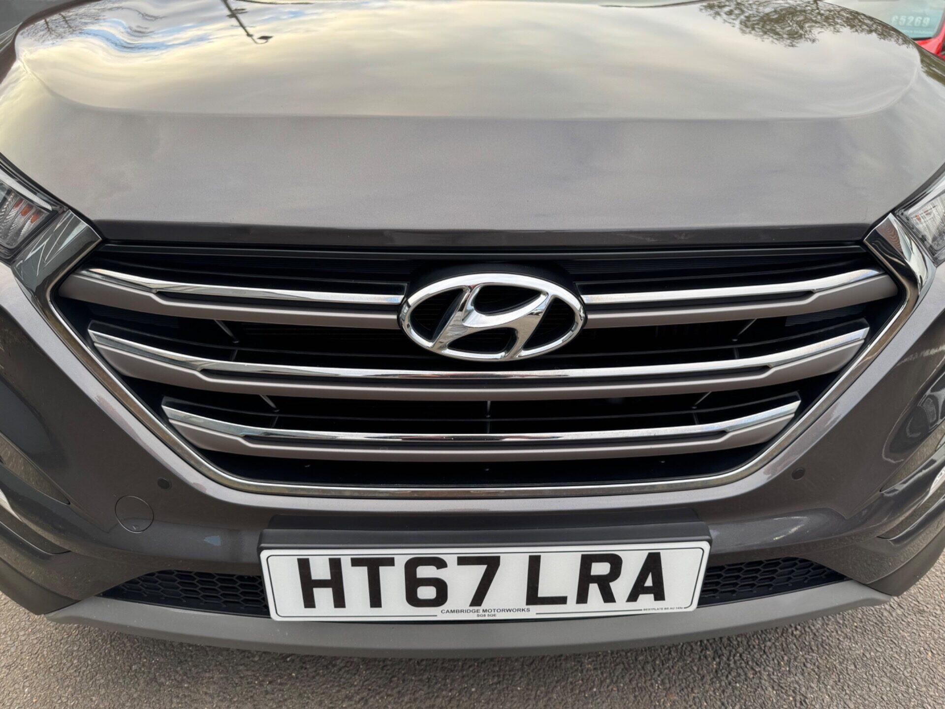 Hyundai Tucson view 8