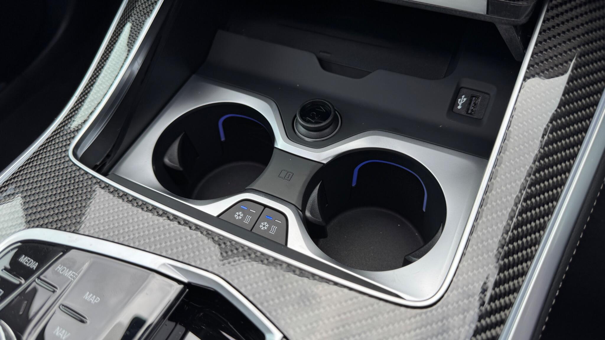 BMW X5 view 8