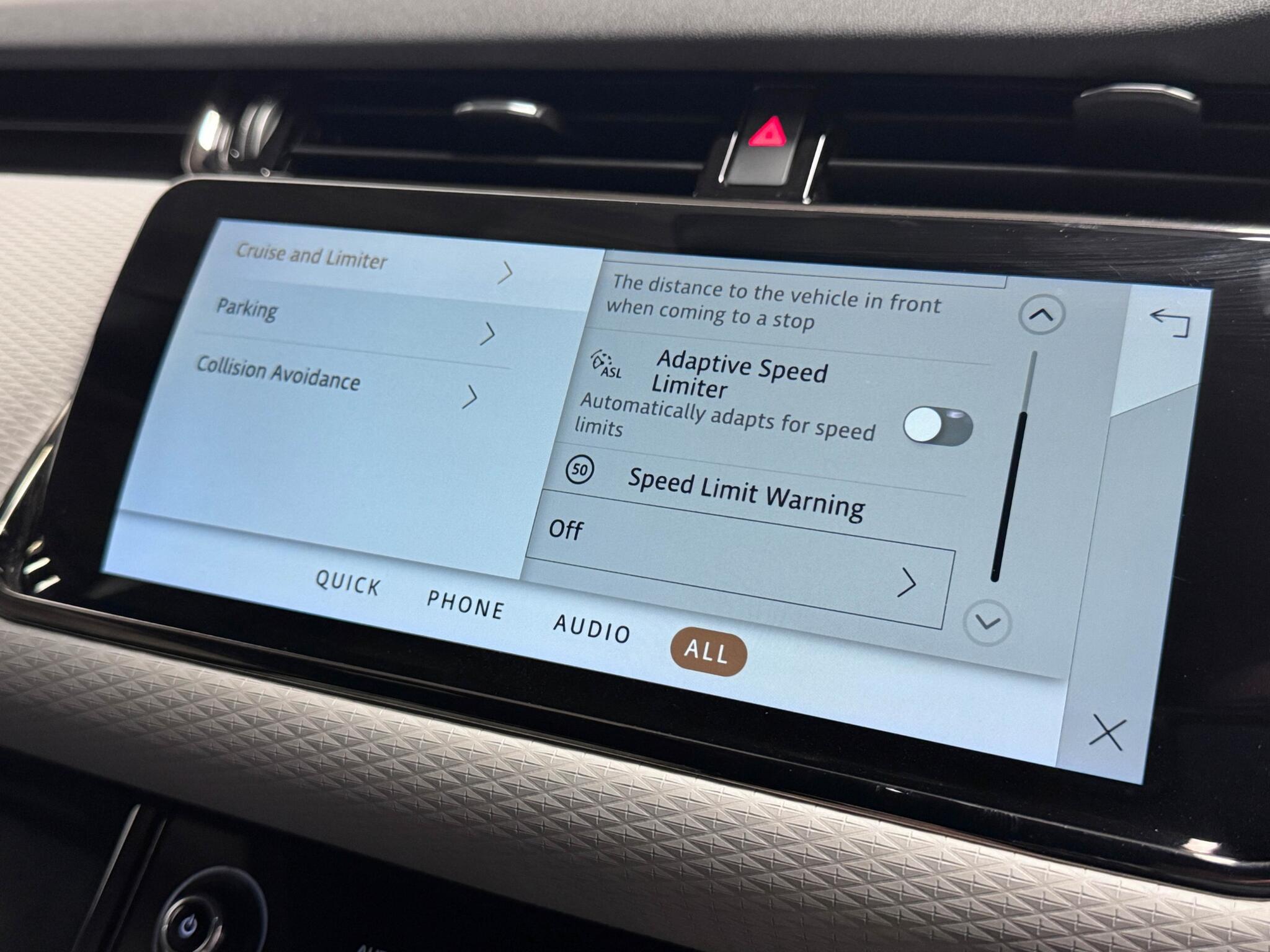 Land Rover Range Rover Evoque view 47
