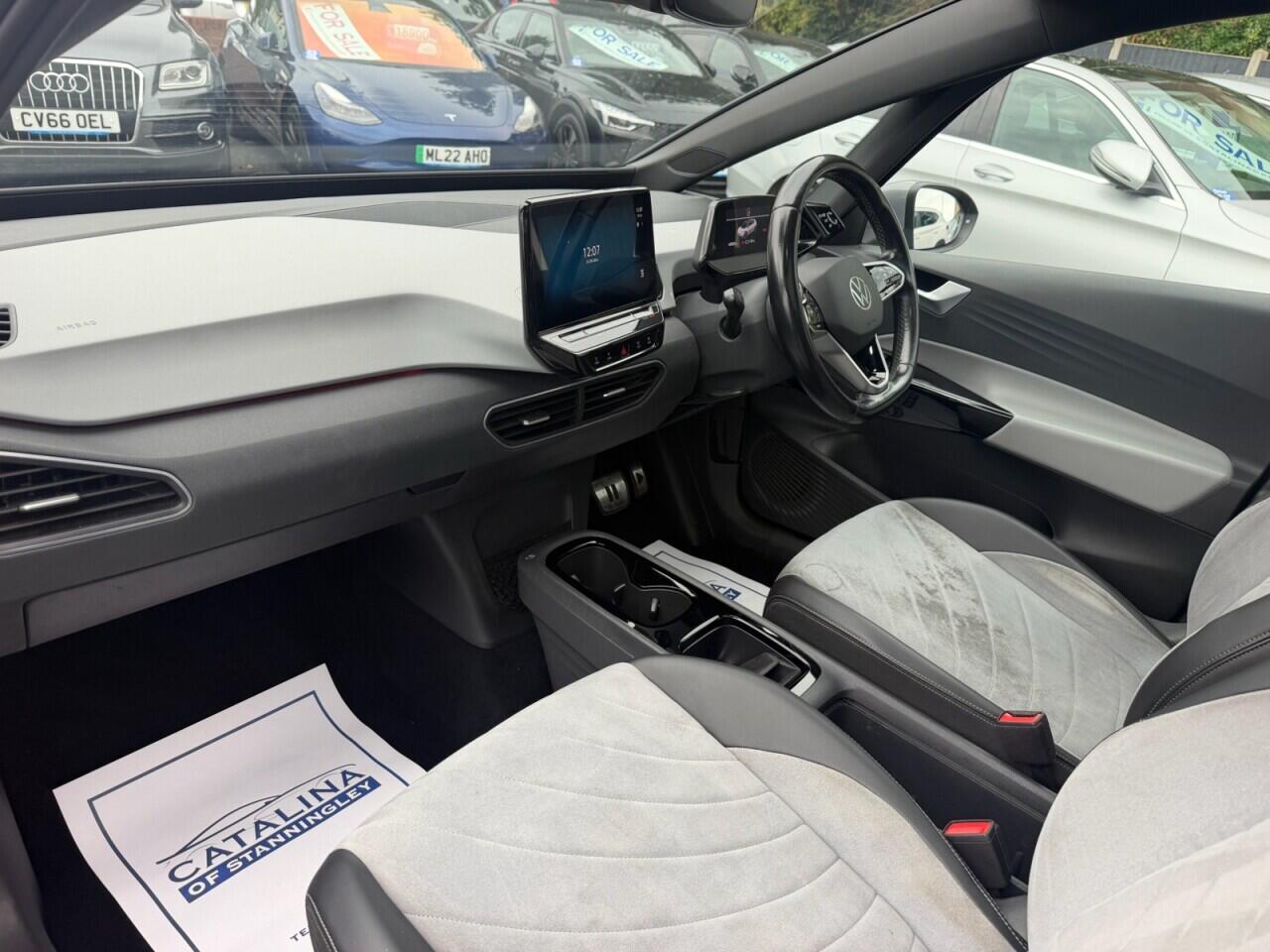 Volkswagen ID.3 view 15