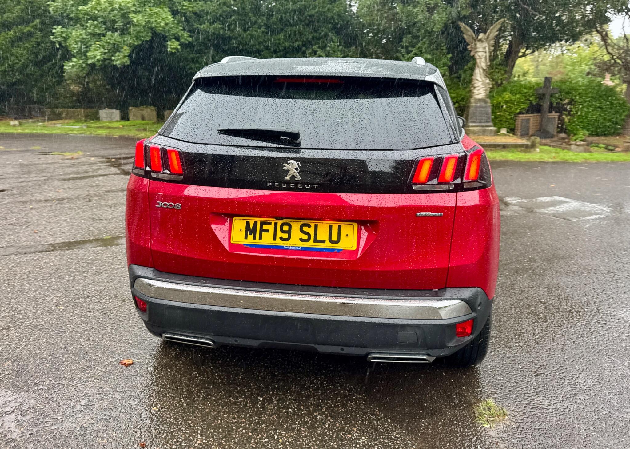 Peugeot 3008 view 13