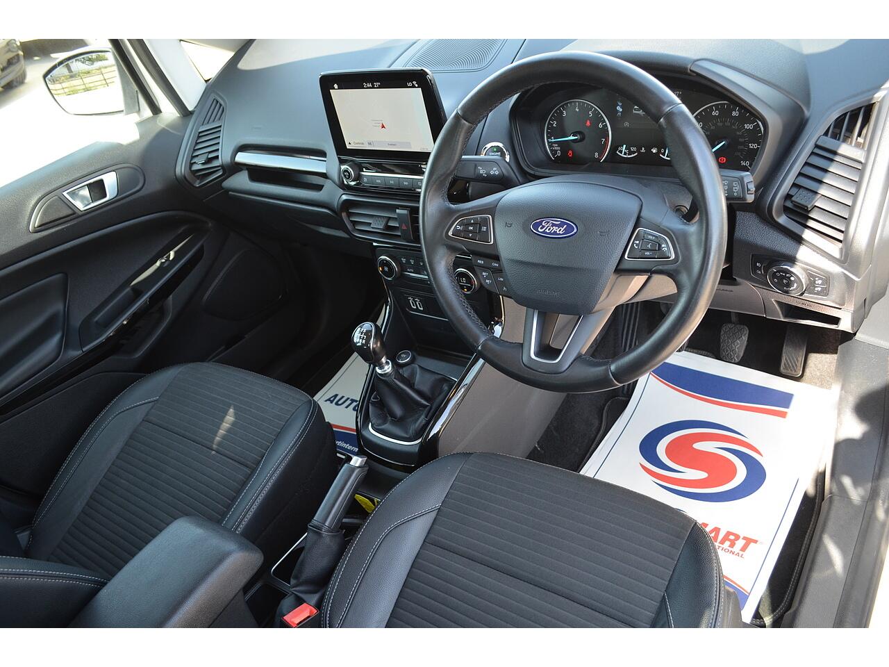 Ford EcoSport view 2