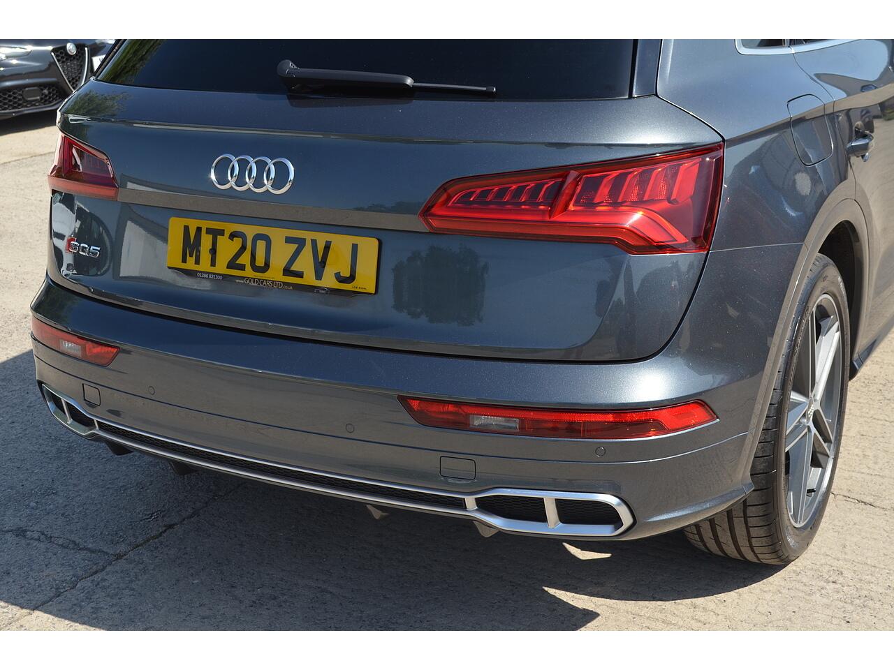 Audi SQ5 view 51