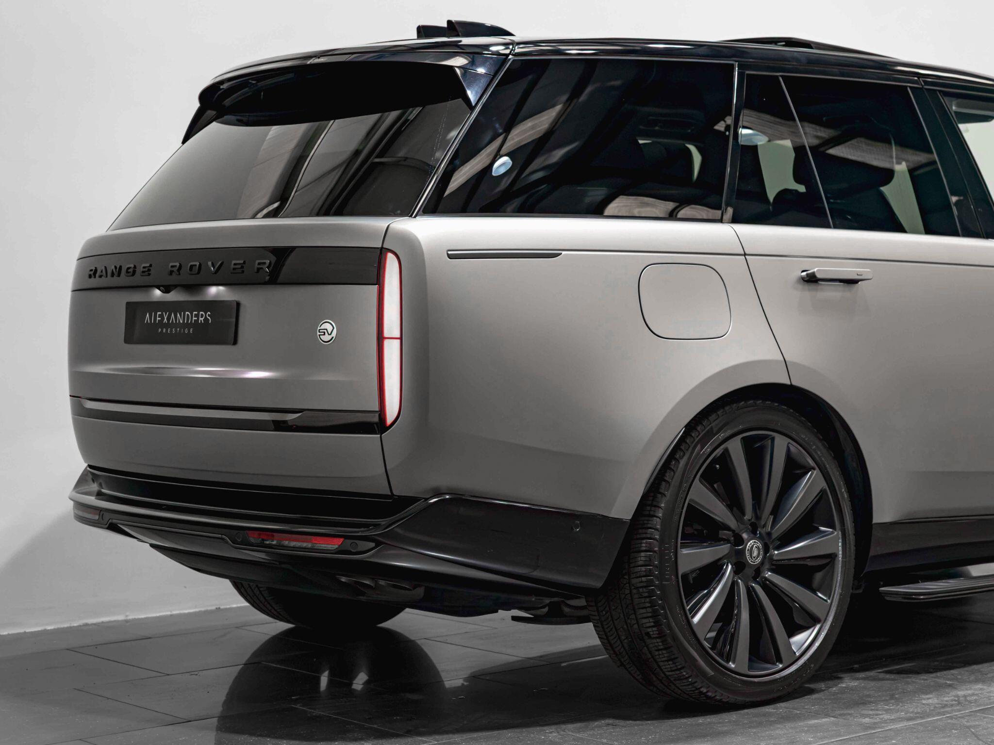 Land Rover Range Rover view 13