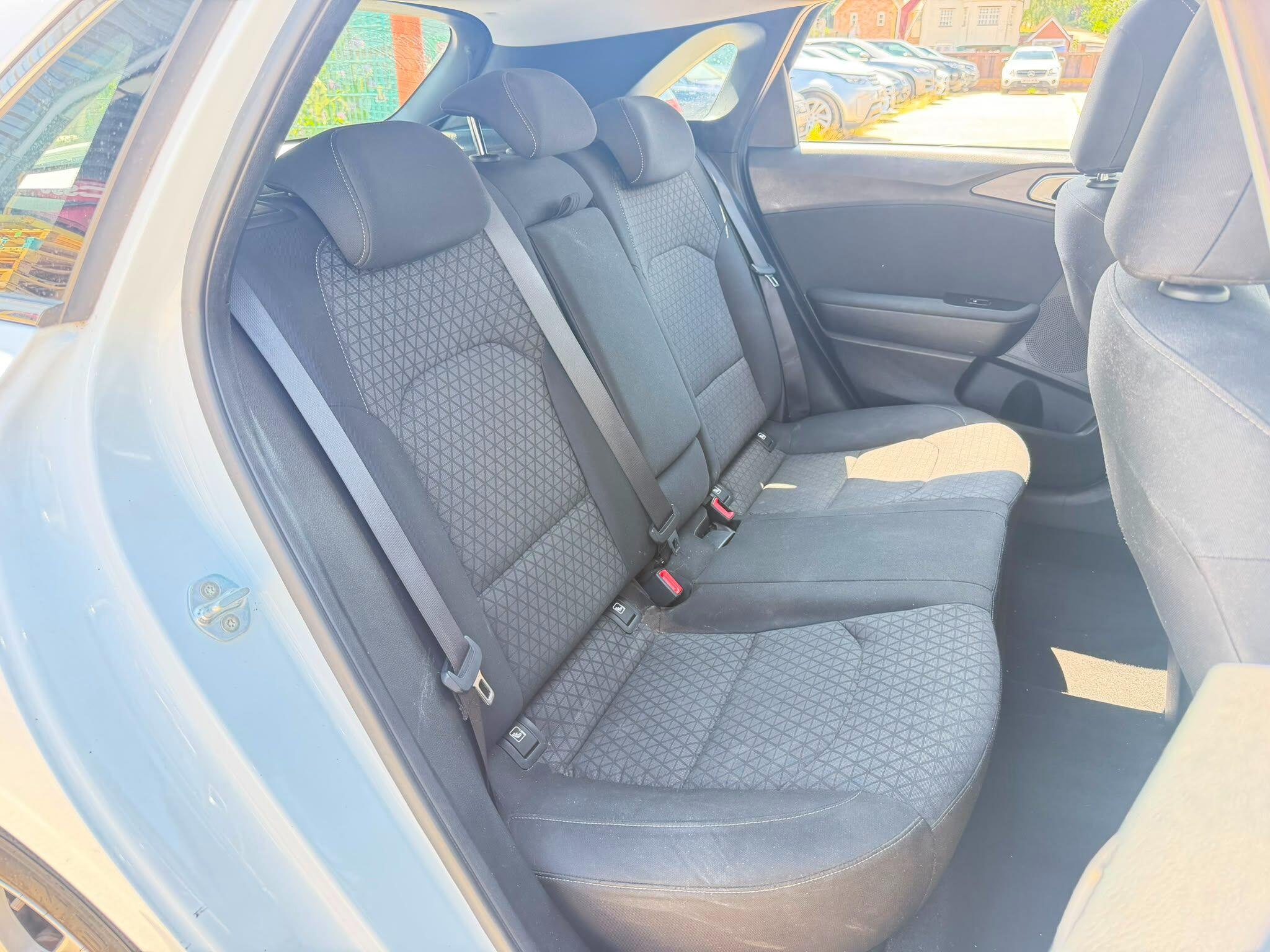 Kia Ceed view 16