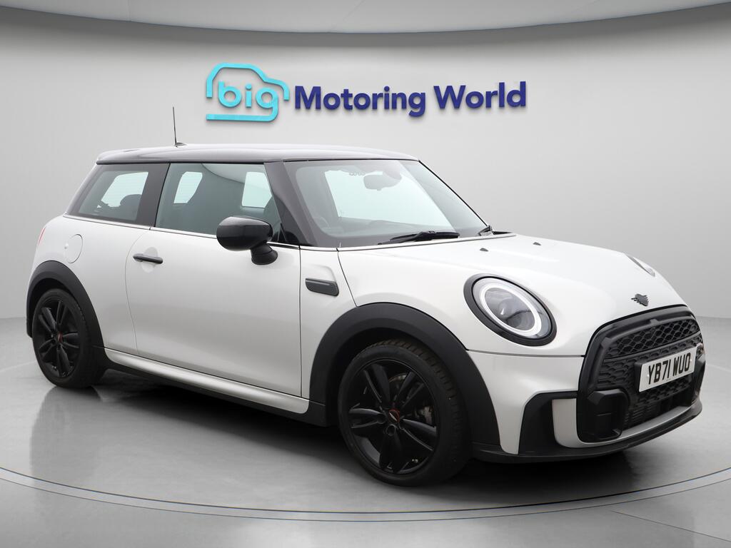 2022 MINI Mini 1.5 Cooper Sport Hatchback 3d Auto