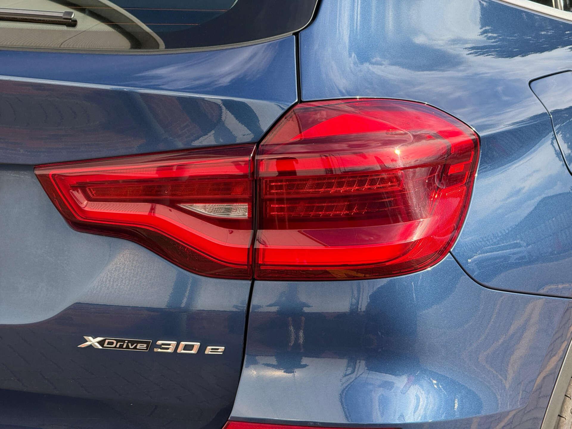 BMW X3 view 15