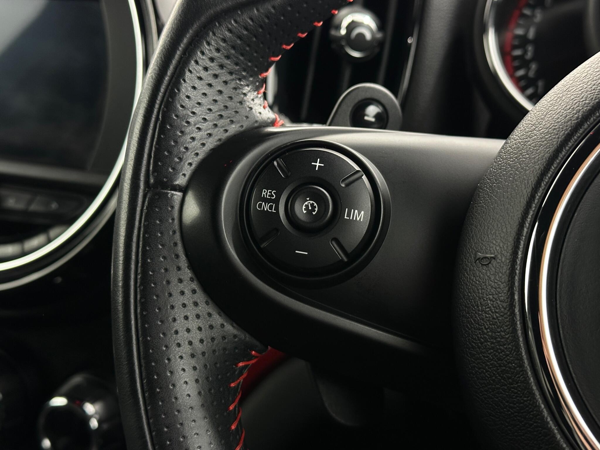 Mini Countryman view 14