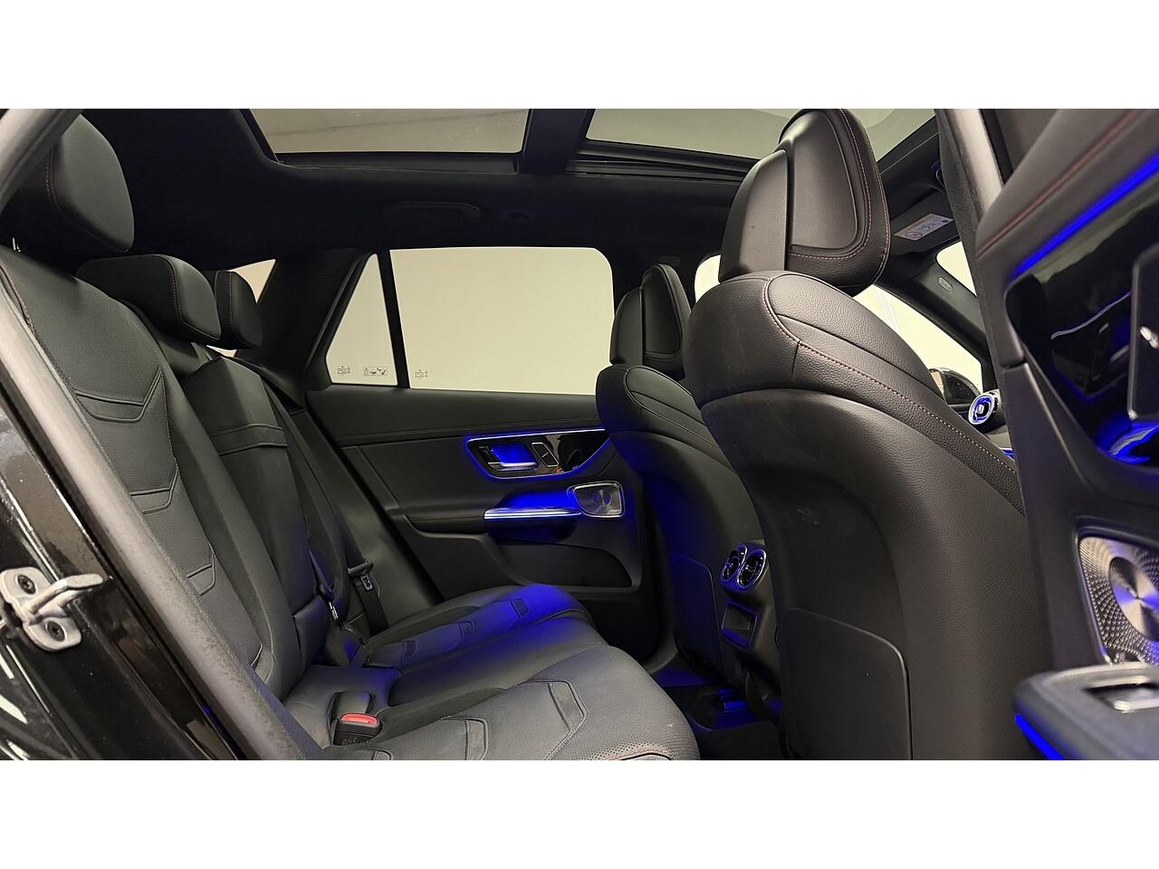Mercedes-Benz GLC view 18