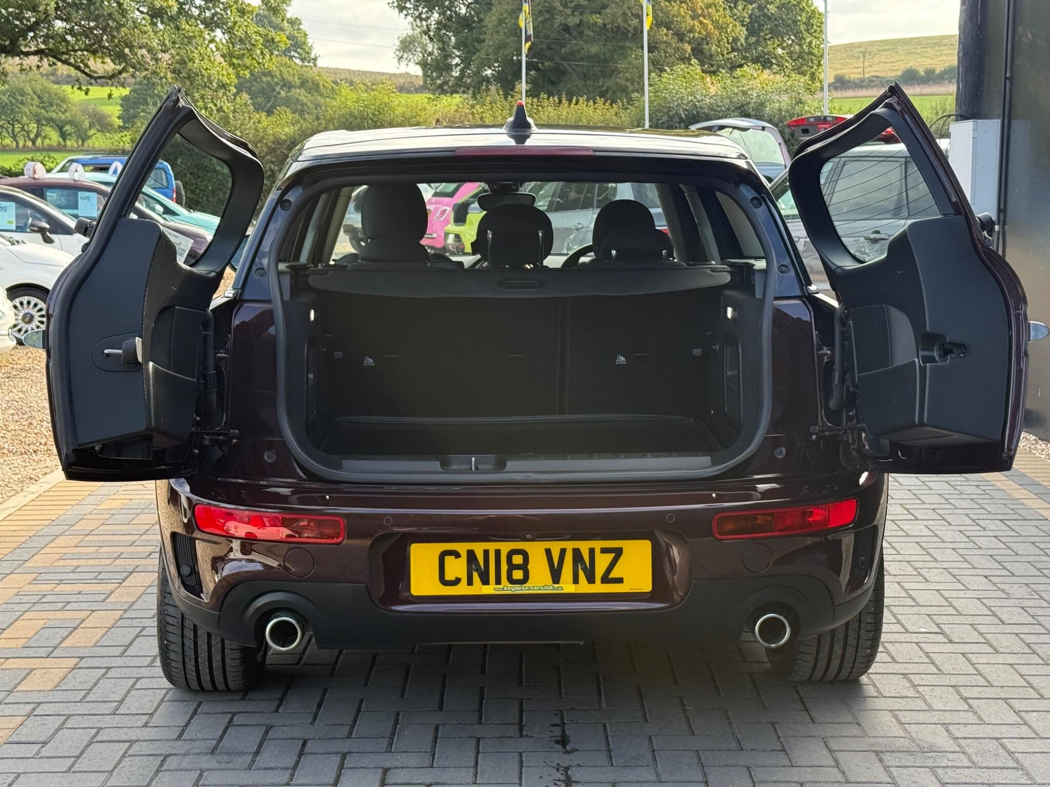 Mini Clubman view 27