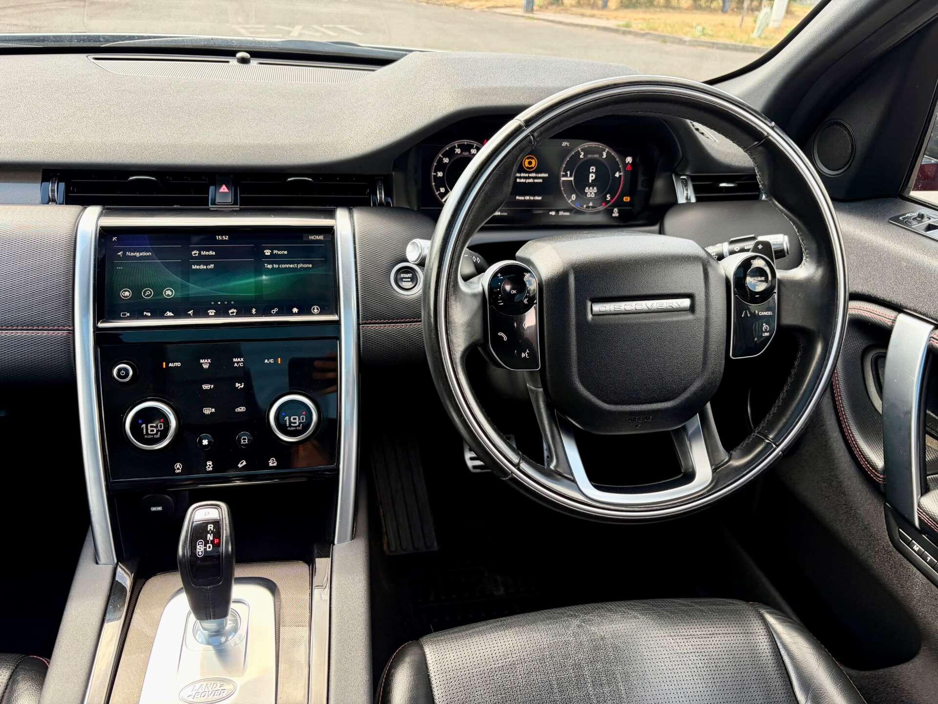 Land Rover Discovery Sport view 2