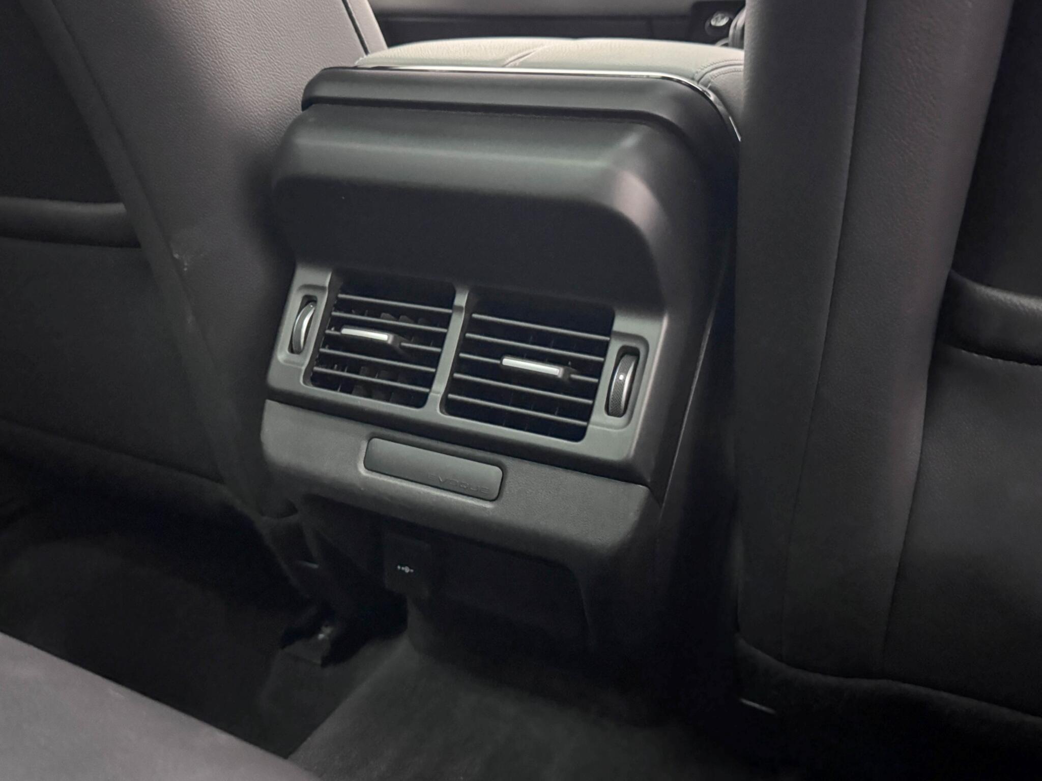 Land Rover Range Rover Evoque view 22