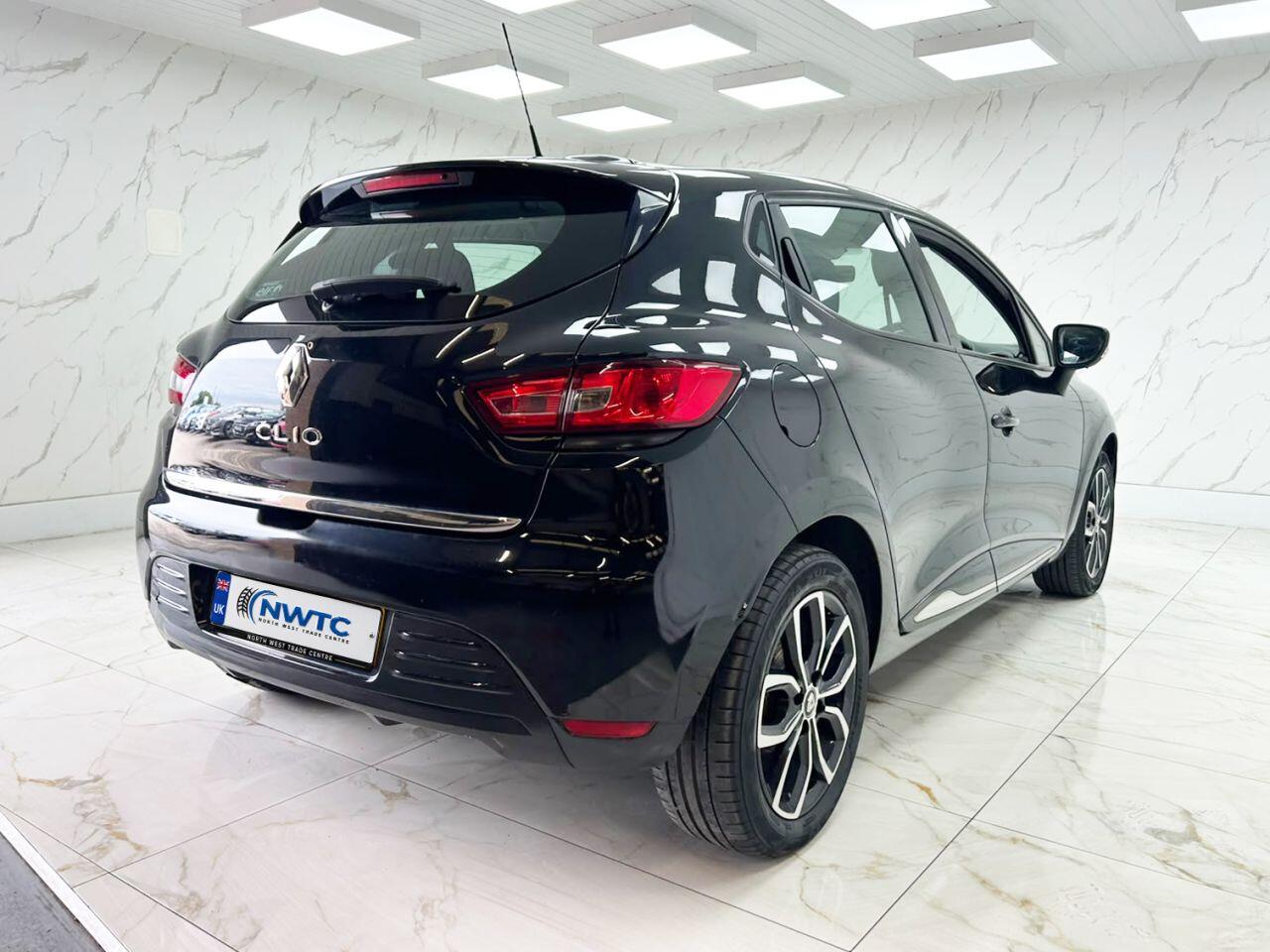 Renault Clio view 12