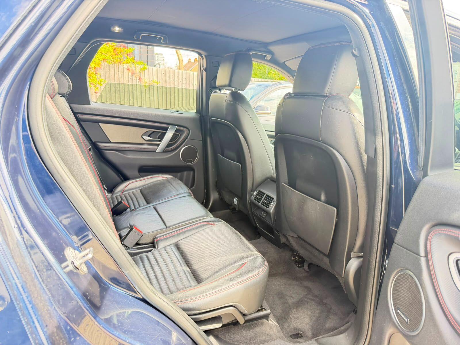Land Rover Discovery Sport view 17
